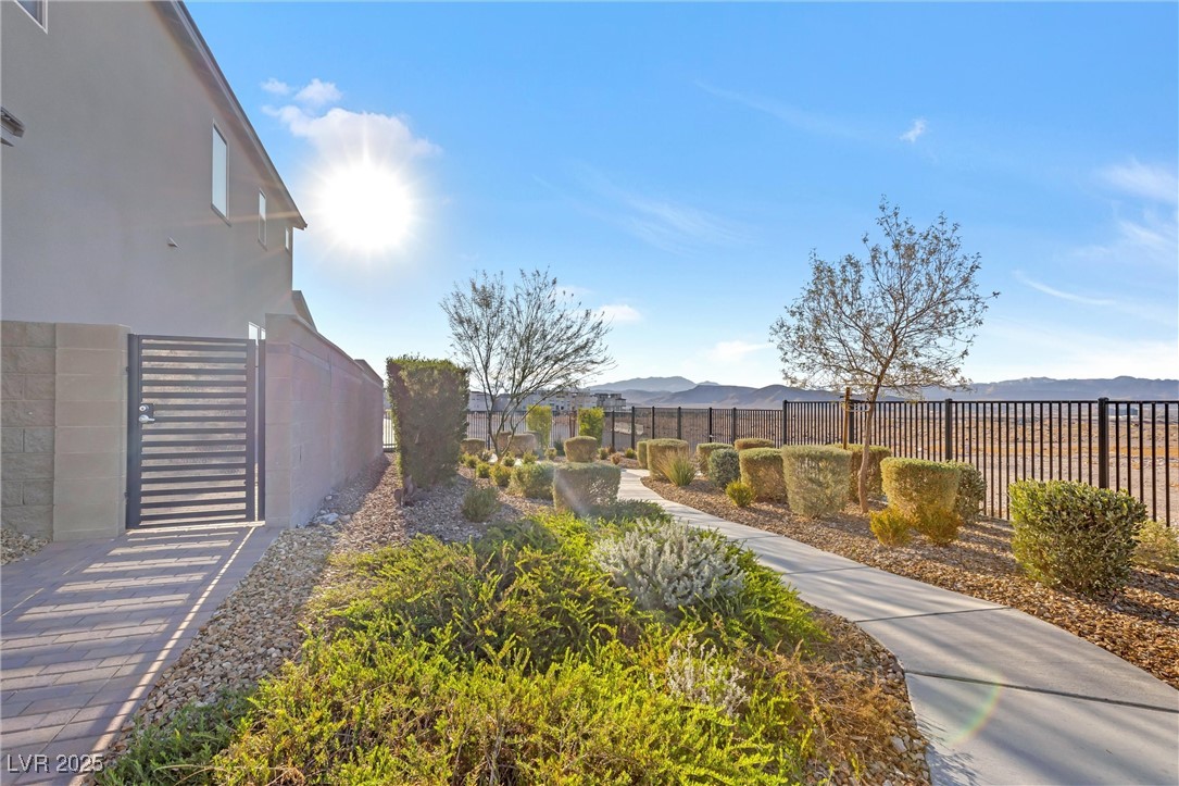 2493 Verdello Street