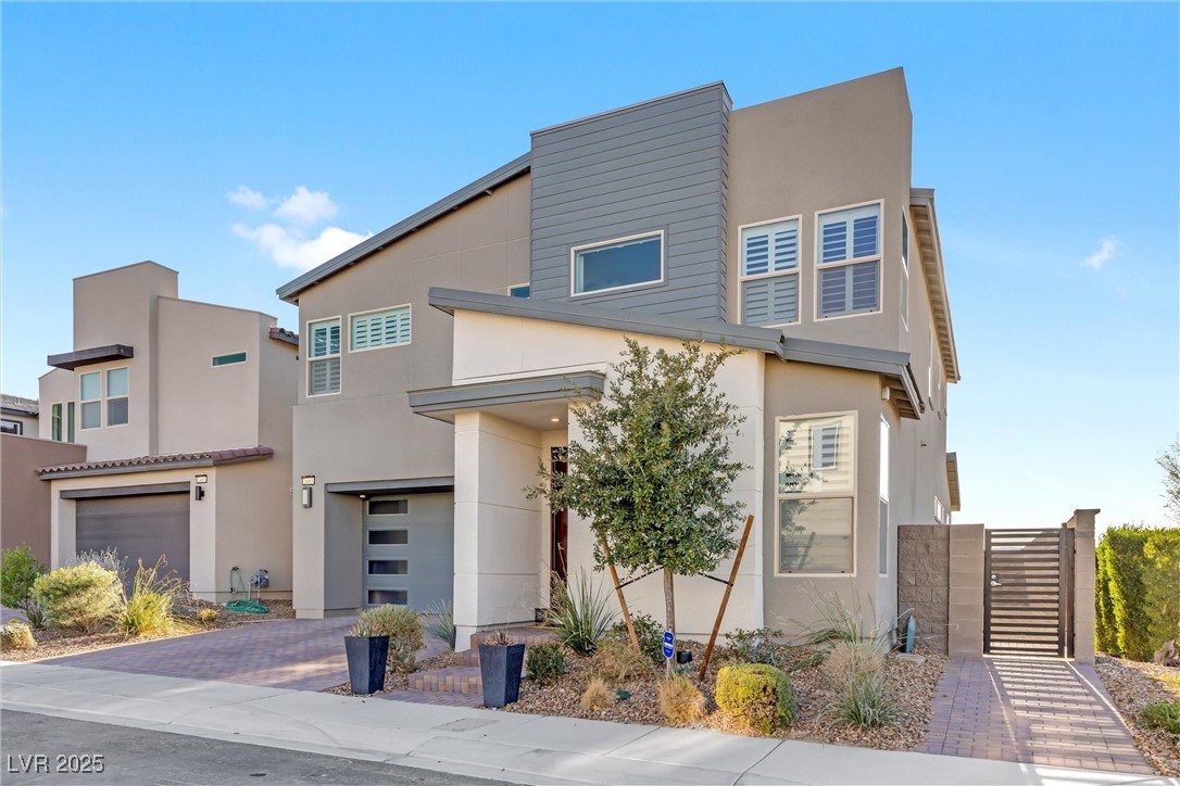 2493 Verdello Street