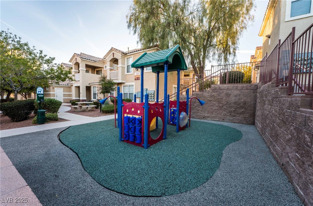 5855 Valley Drive 2161