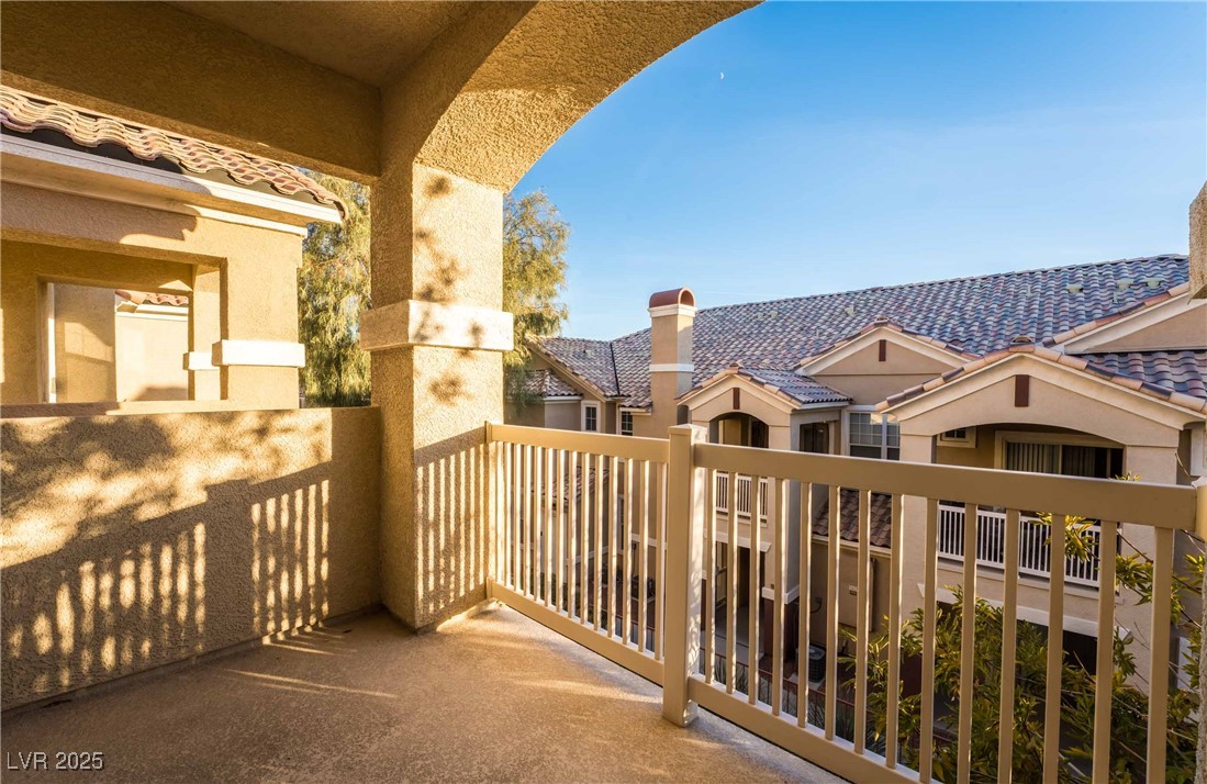 5855 Valley Drive 2161