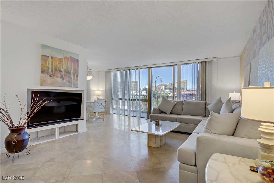 205 East Harmon Avenue 306