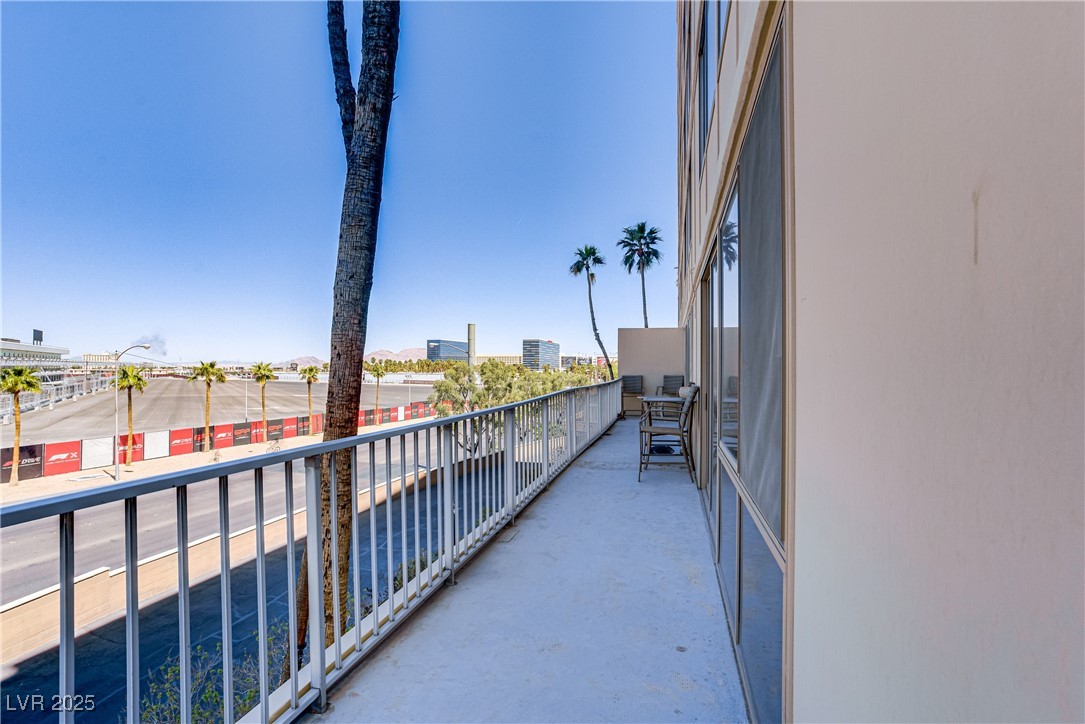 205 East Harmon Avenue 306