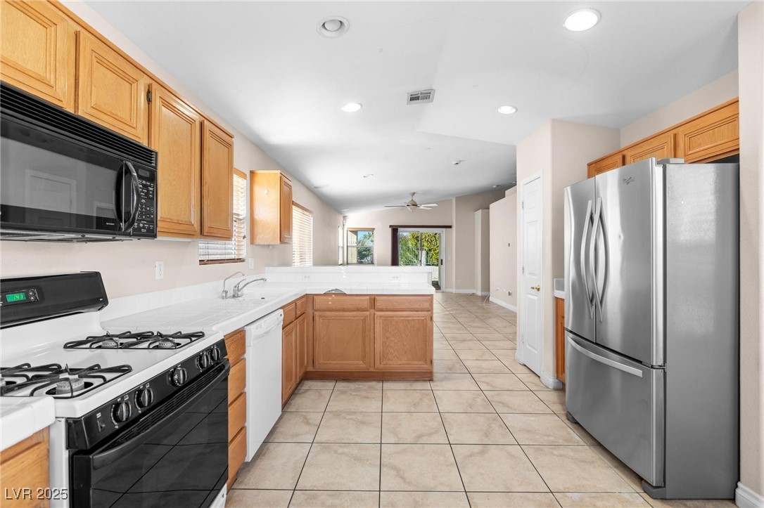 2524 New Salem Avenue