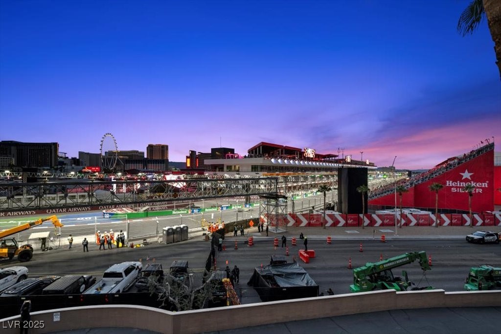 205 East Harmon Avenue 406