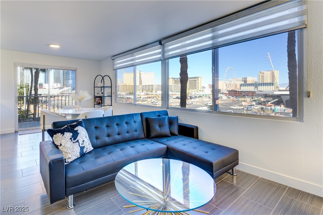 205 East Harmon Avenue 406