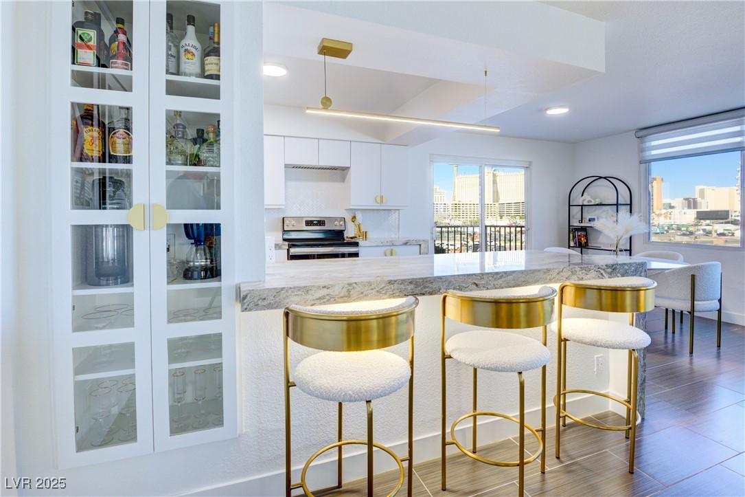 205 East Harmon Avenue 406