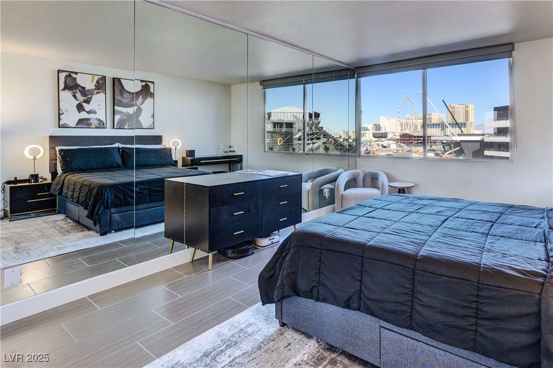 205 East Harmon Avenue 406