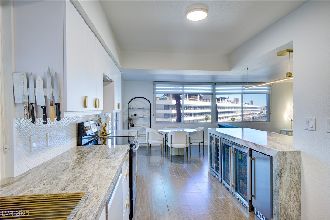 205 East Harmon Avenue 406