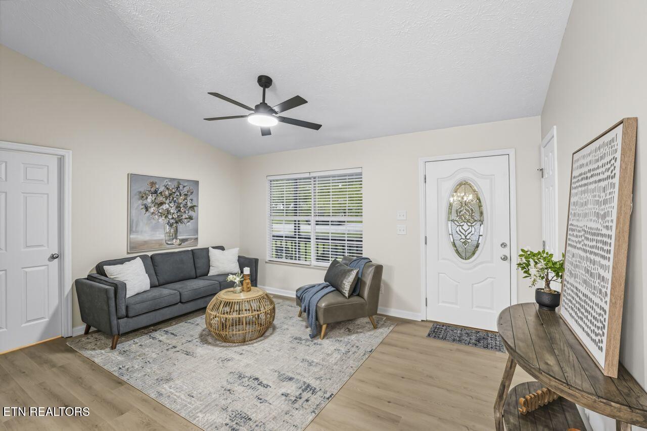 6011 Rolling Ridge Drive