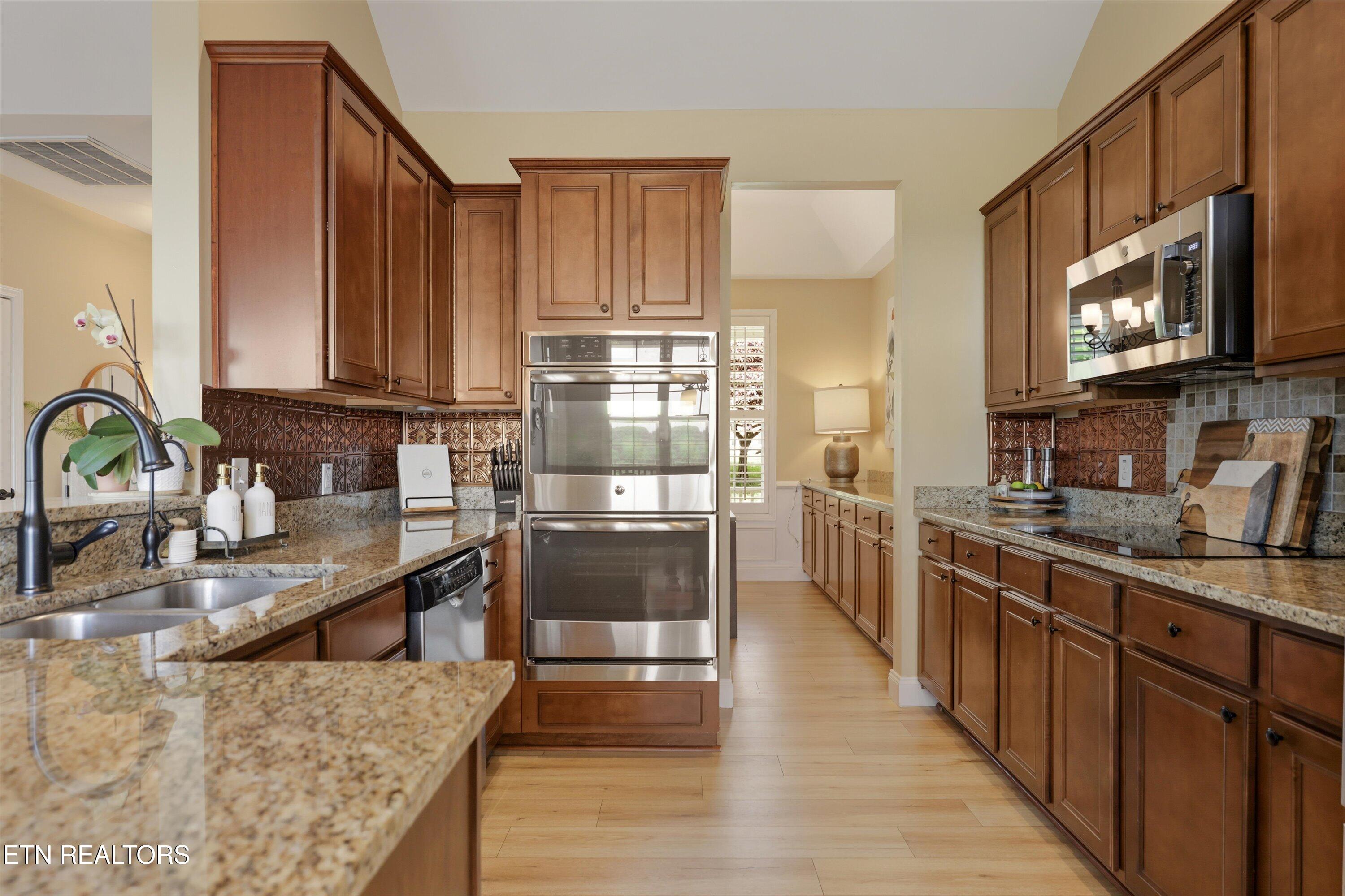 12506 Buttermilk Rd