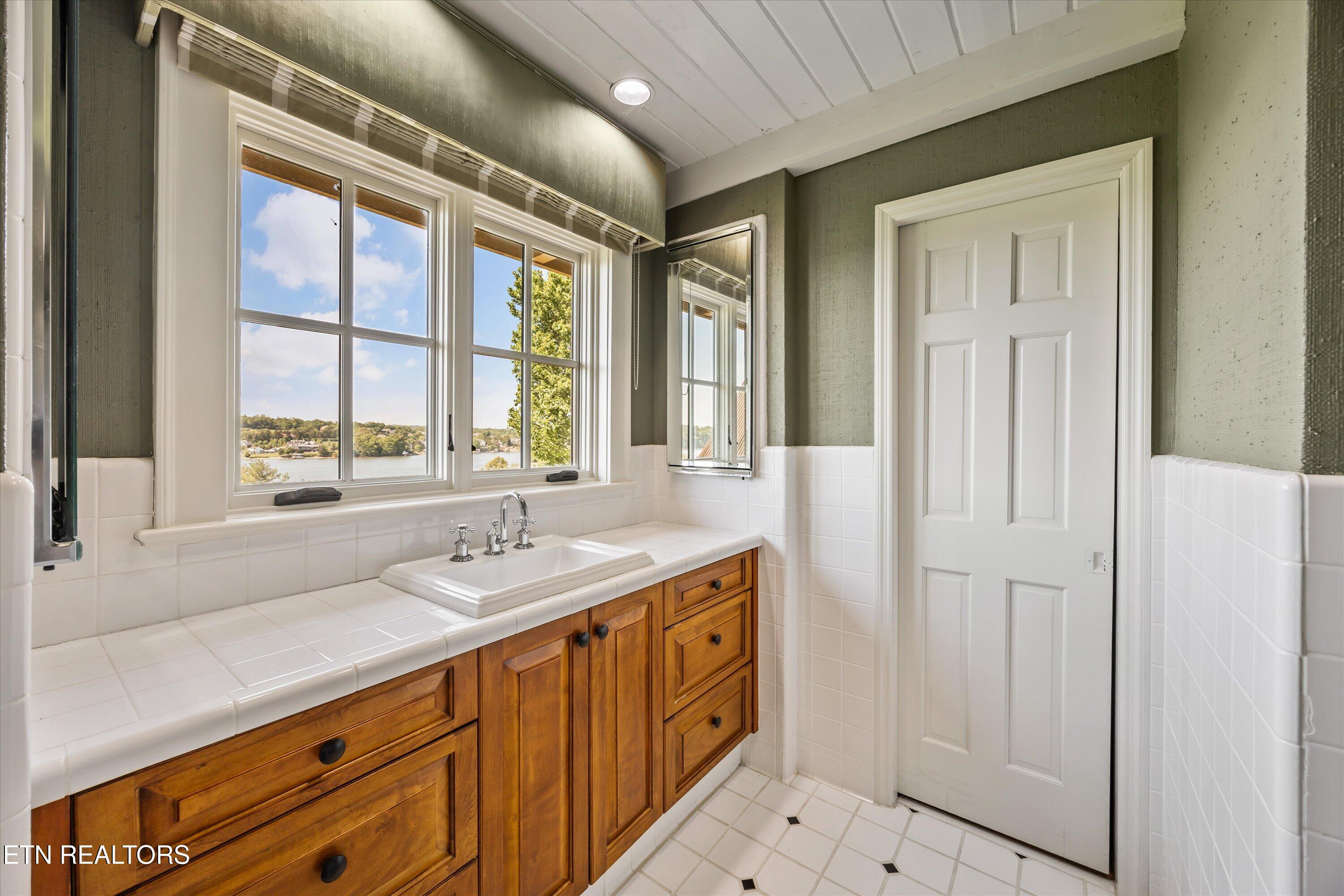 206 Osprey Point