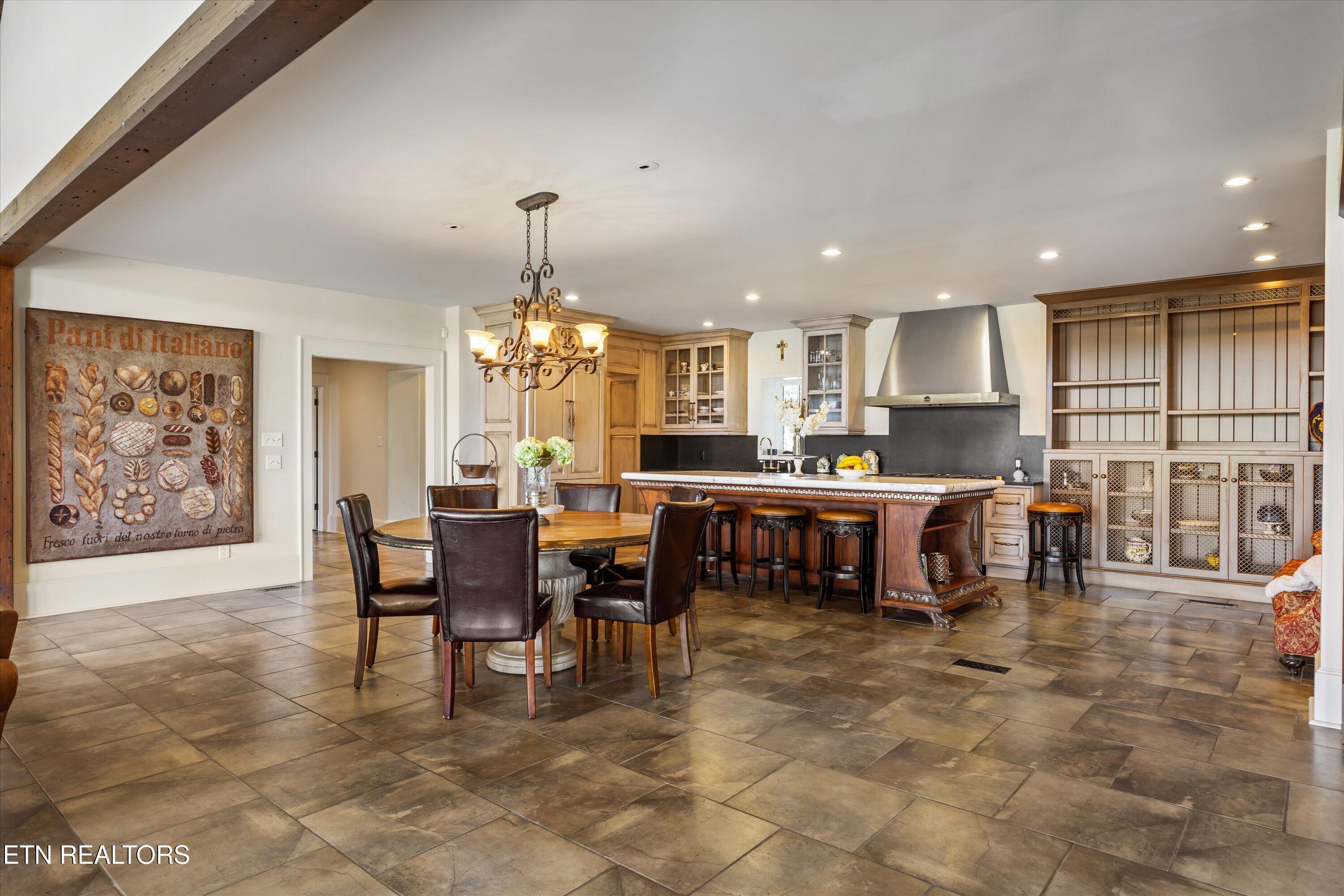 206 Osprey Point