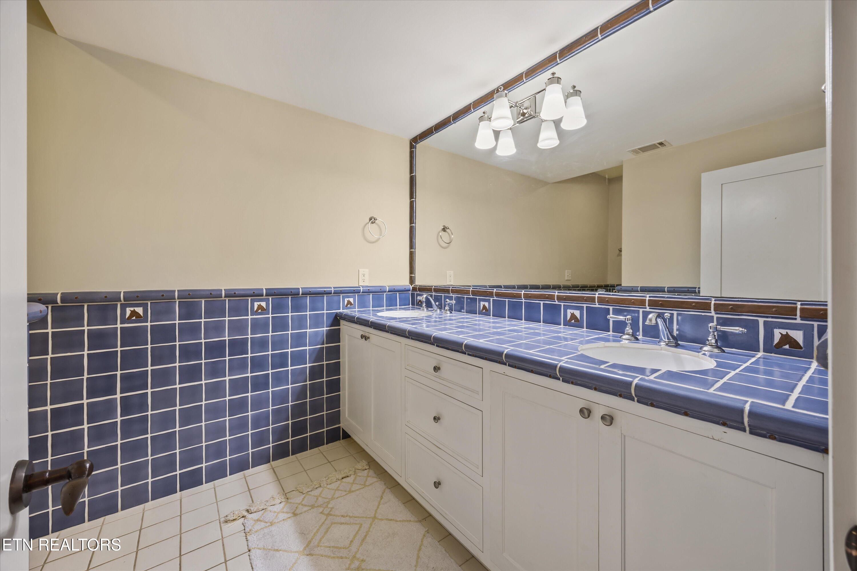206 Osprey Point