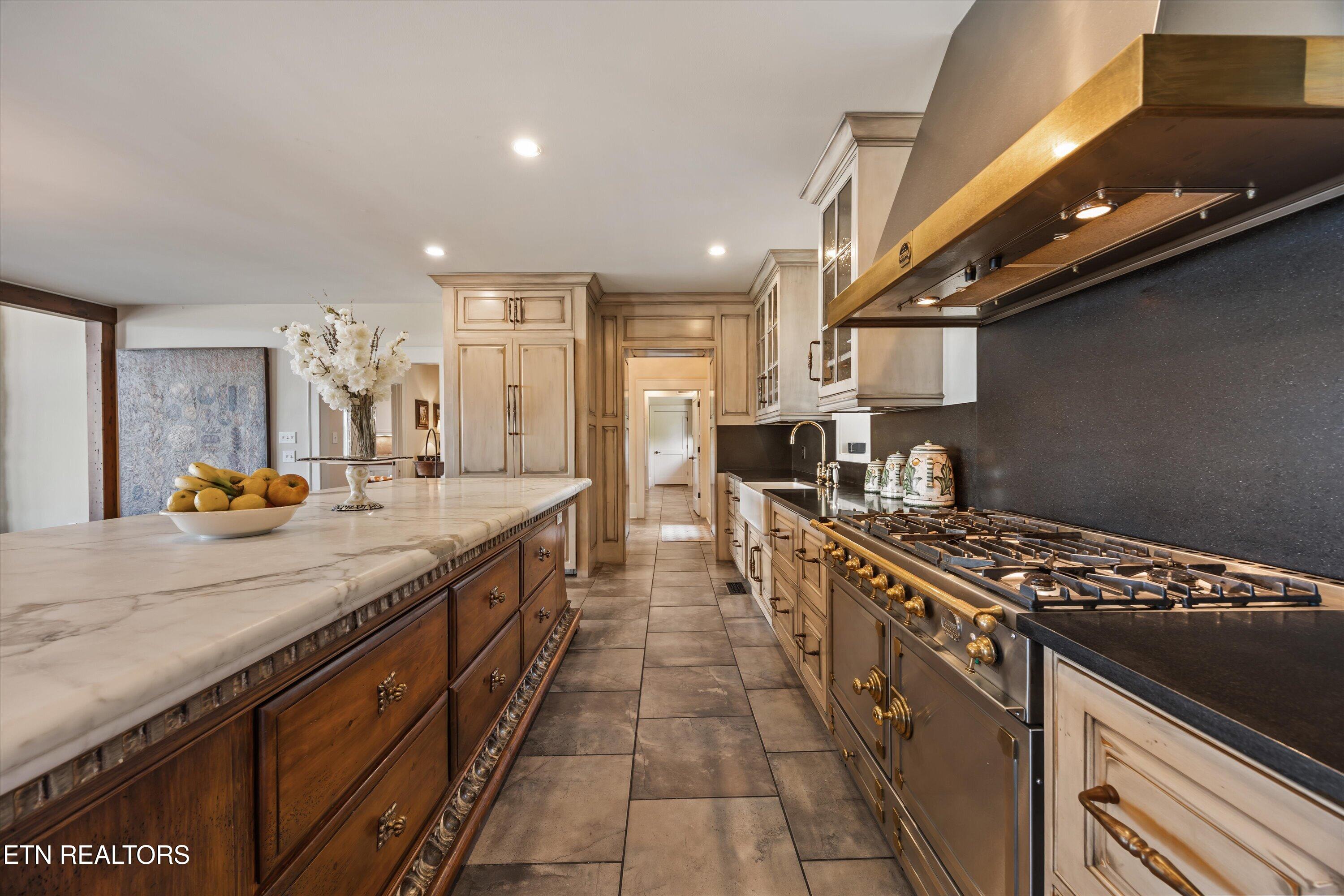206 Osprey Point