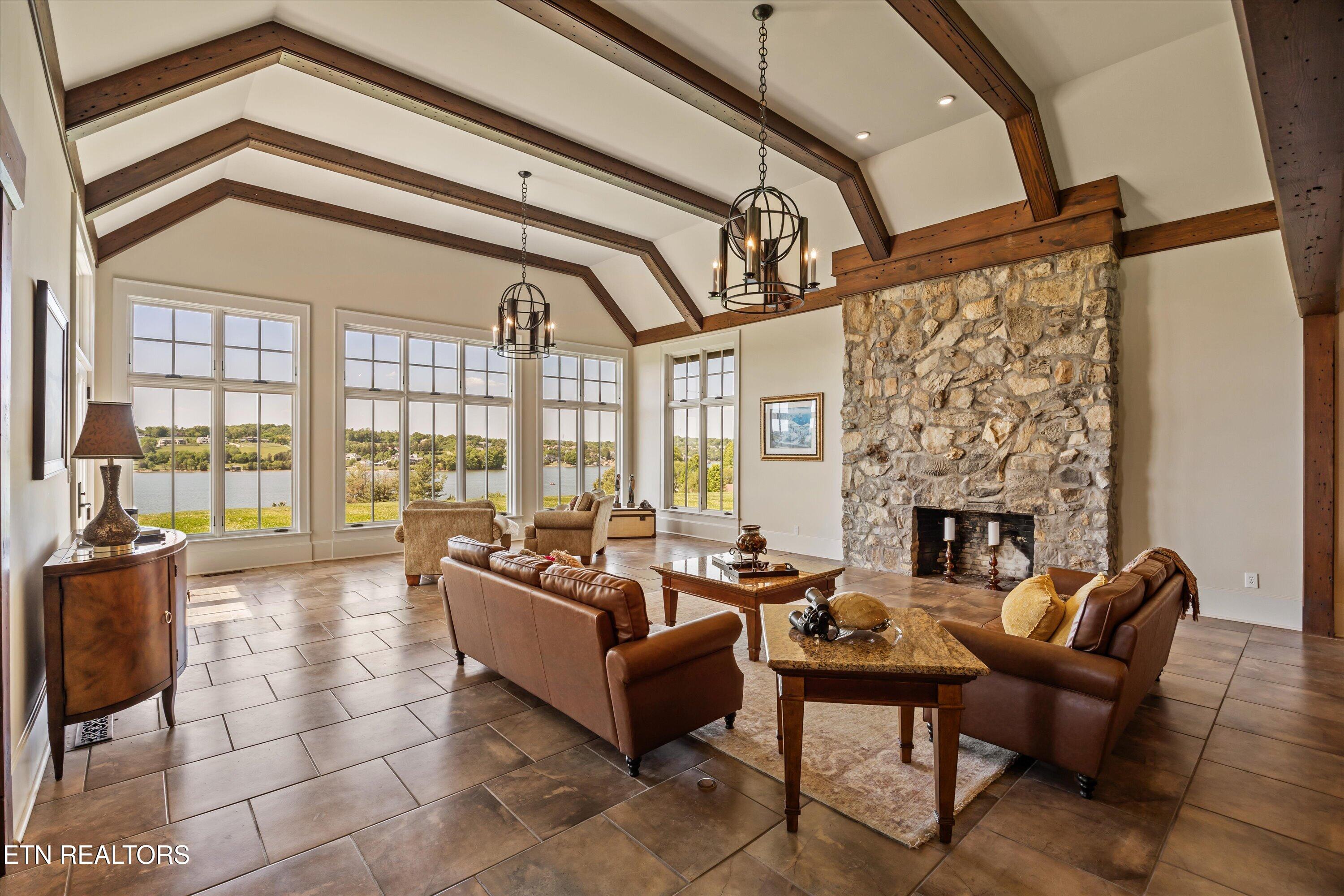206 Osprey Point