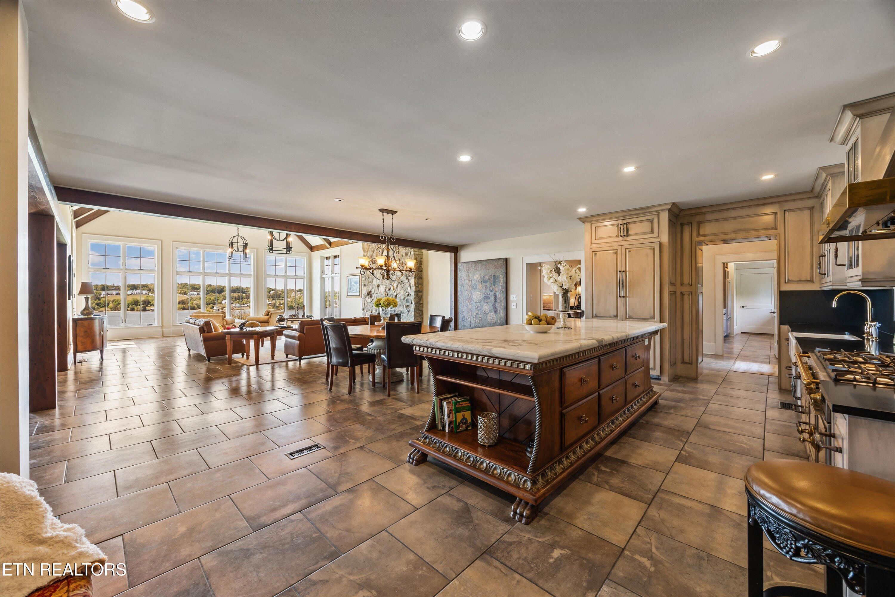 206 Osprey Point
