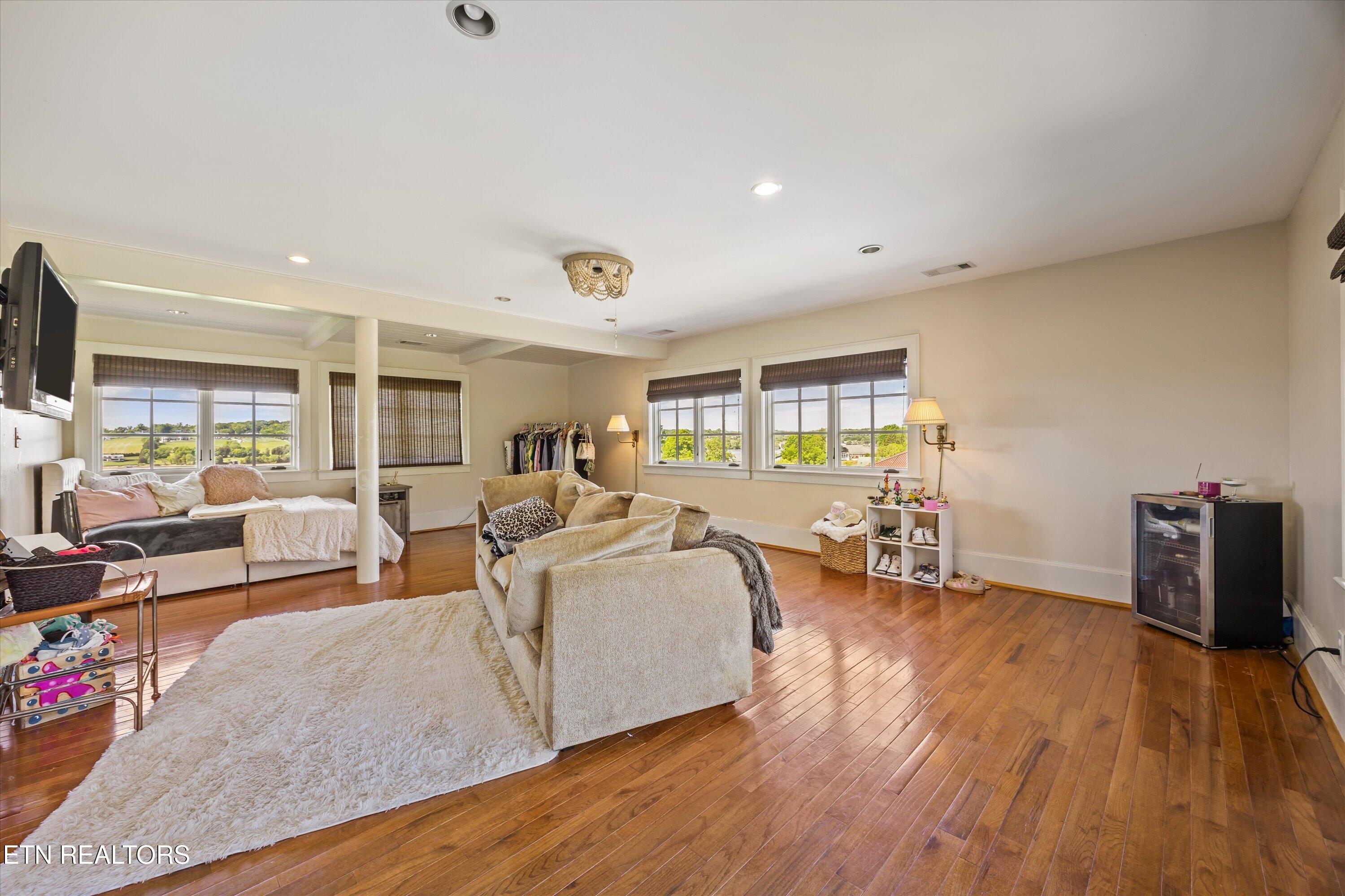 206 Osprey Point