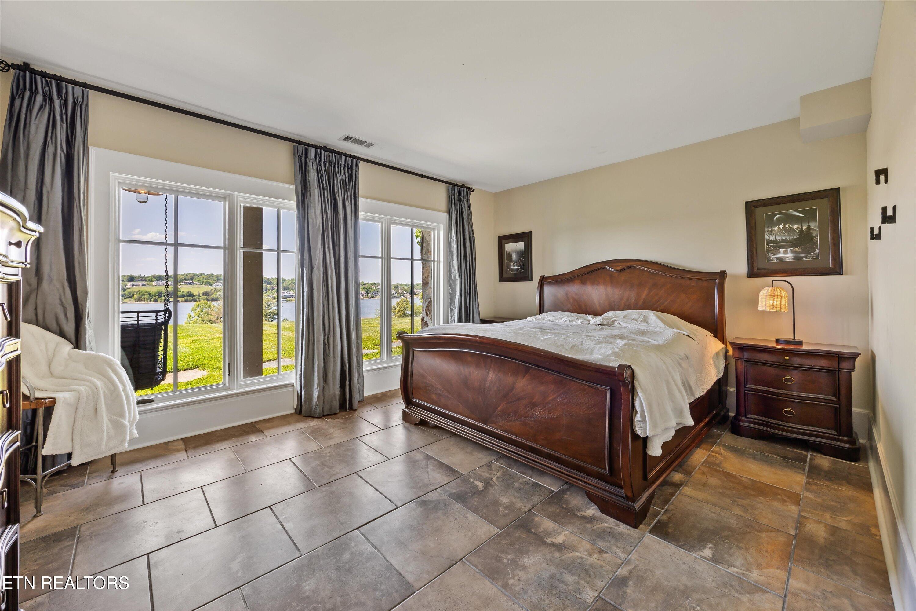 206 Osprey Point