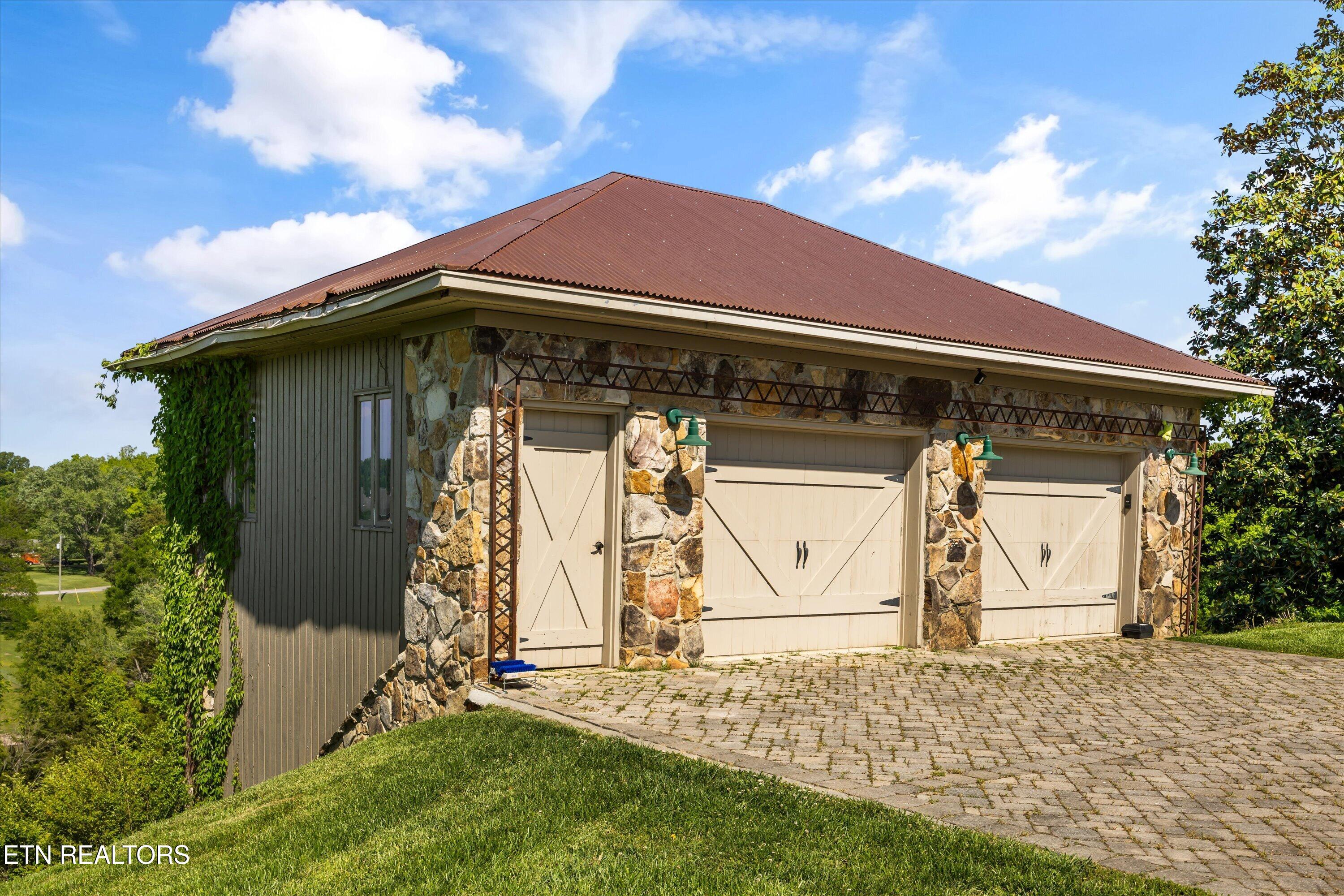 206 Osprey Point