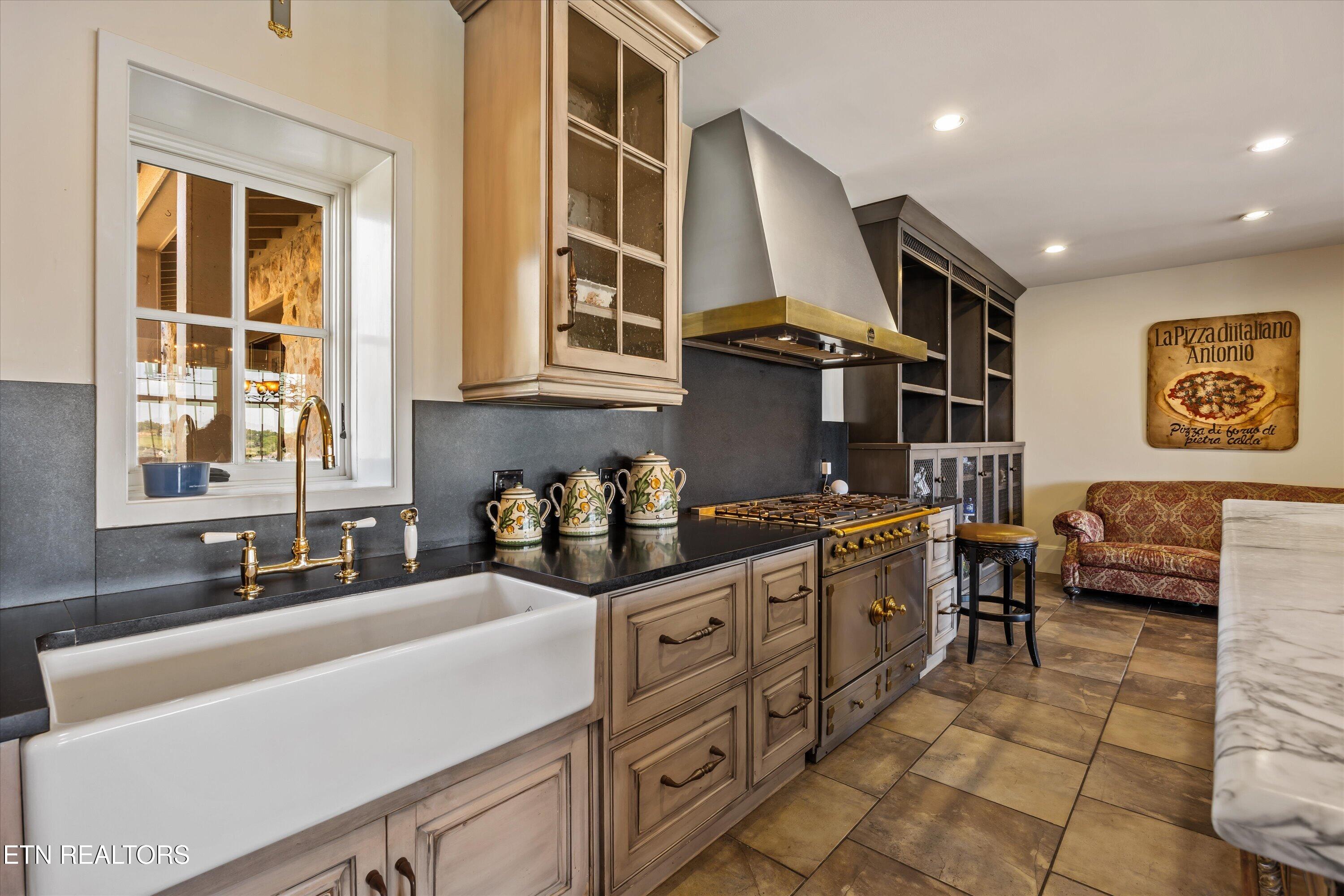 206 Osprey Point