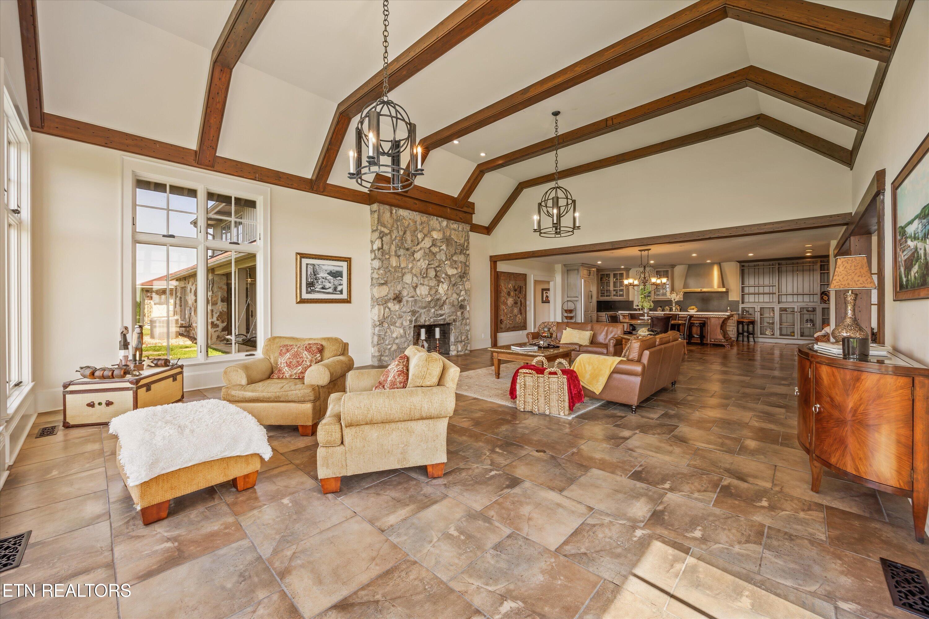 206 Osprey Point
