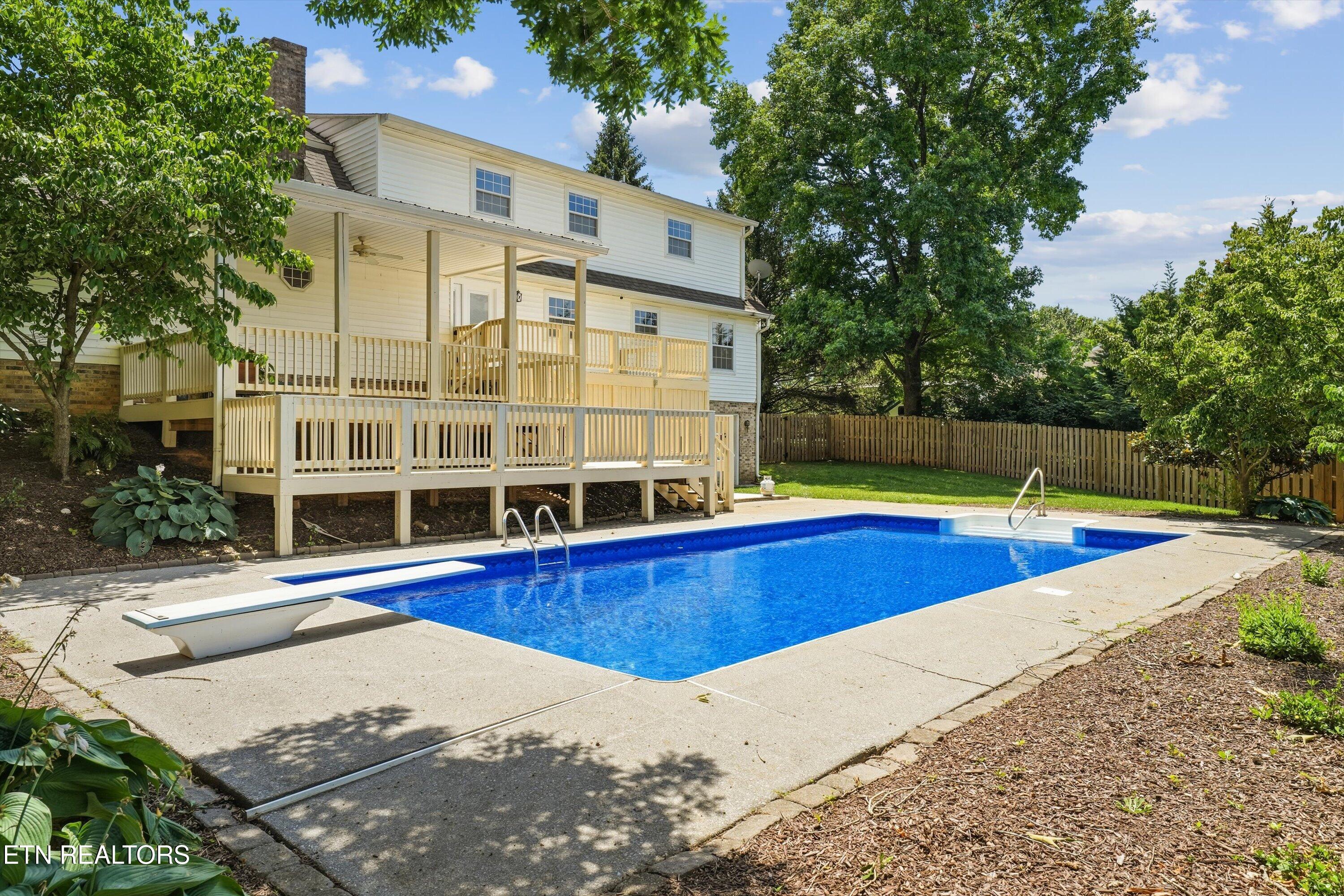 2345 Chesterfield Drive