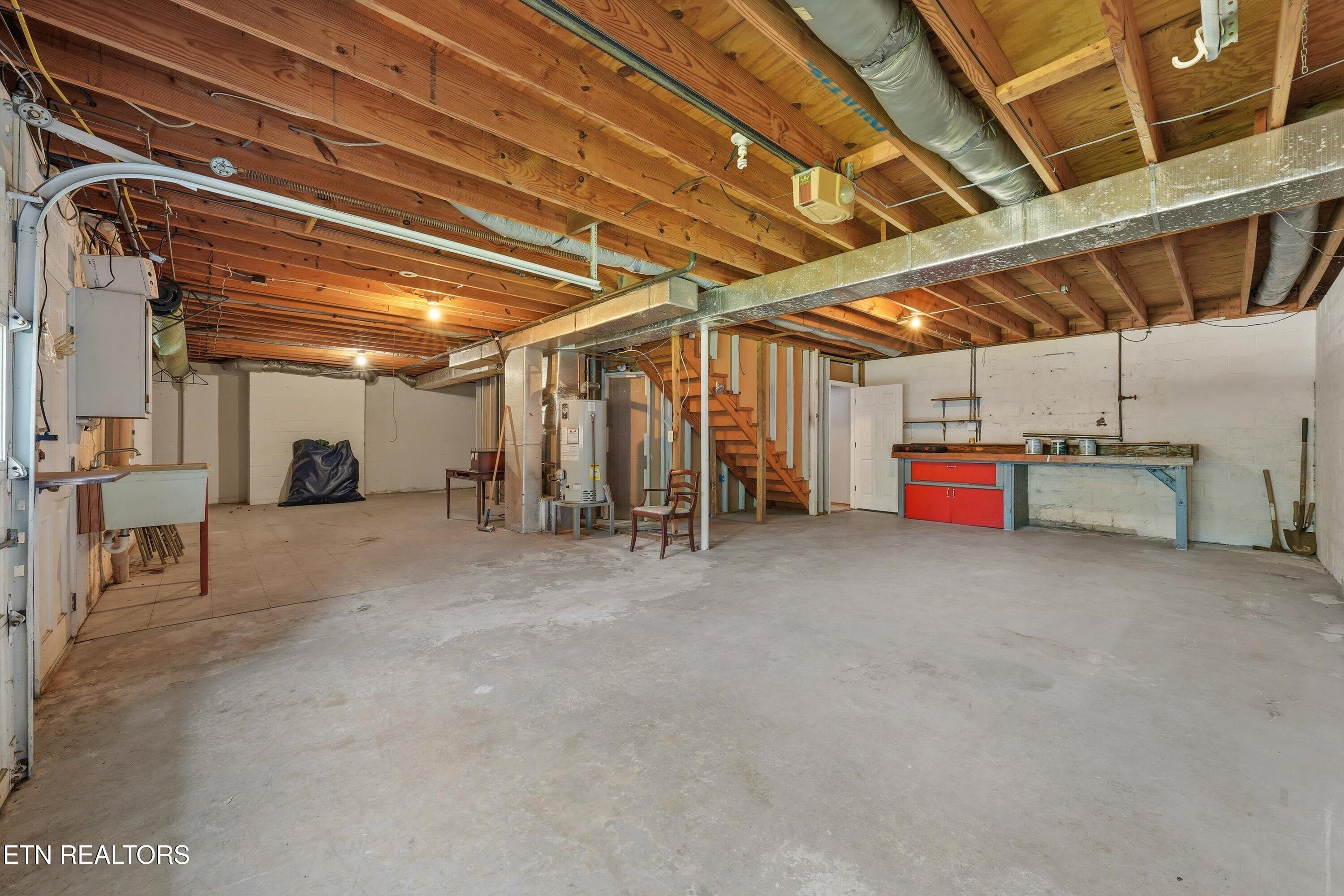2345 Chesterfield Drive