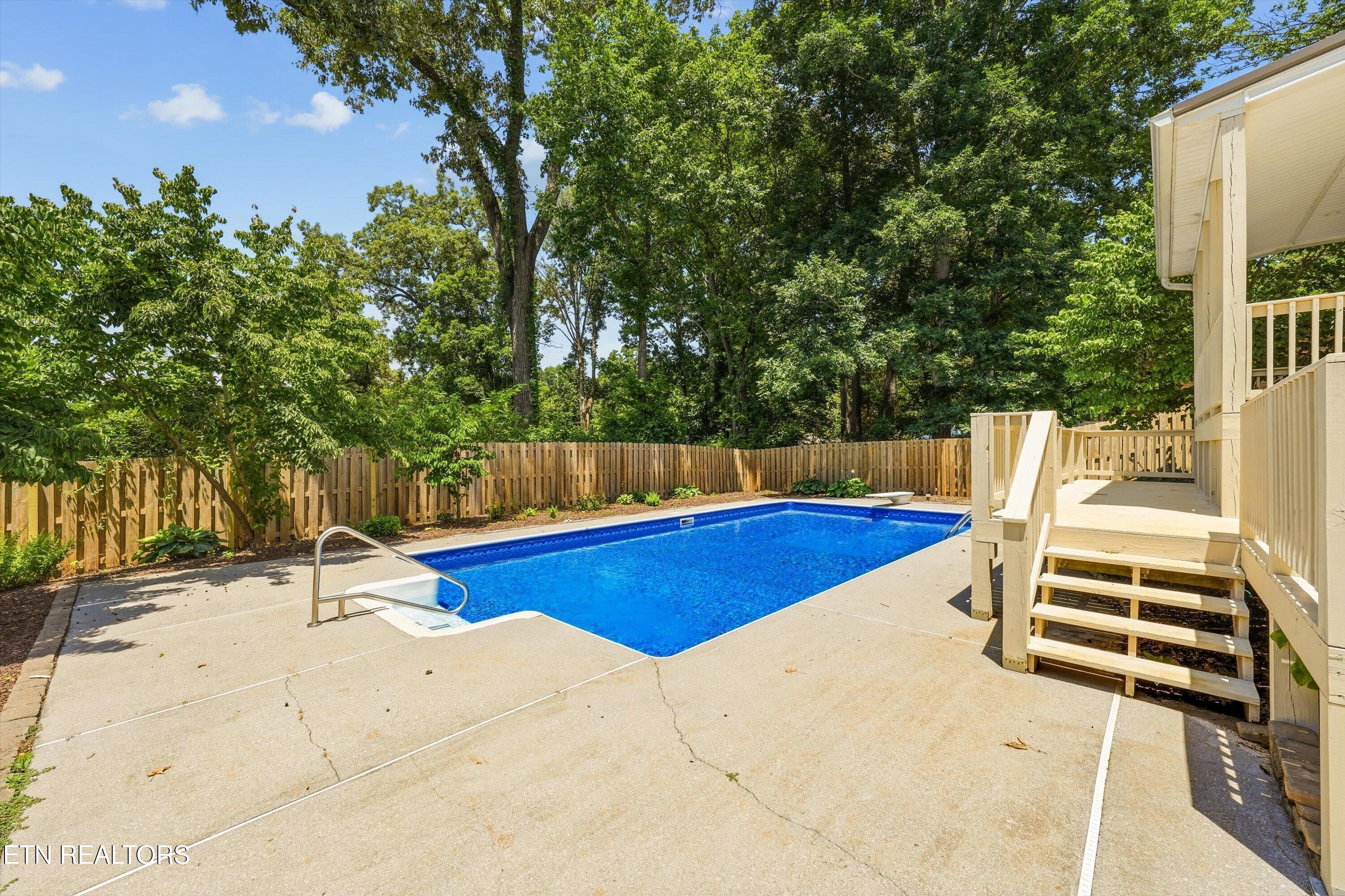 2345 Chesterfield Drive