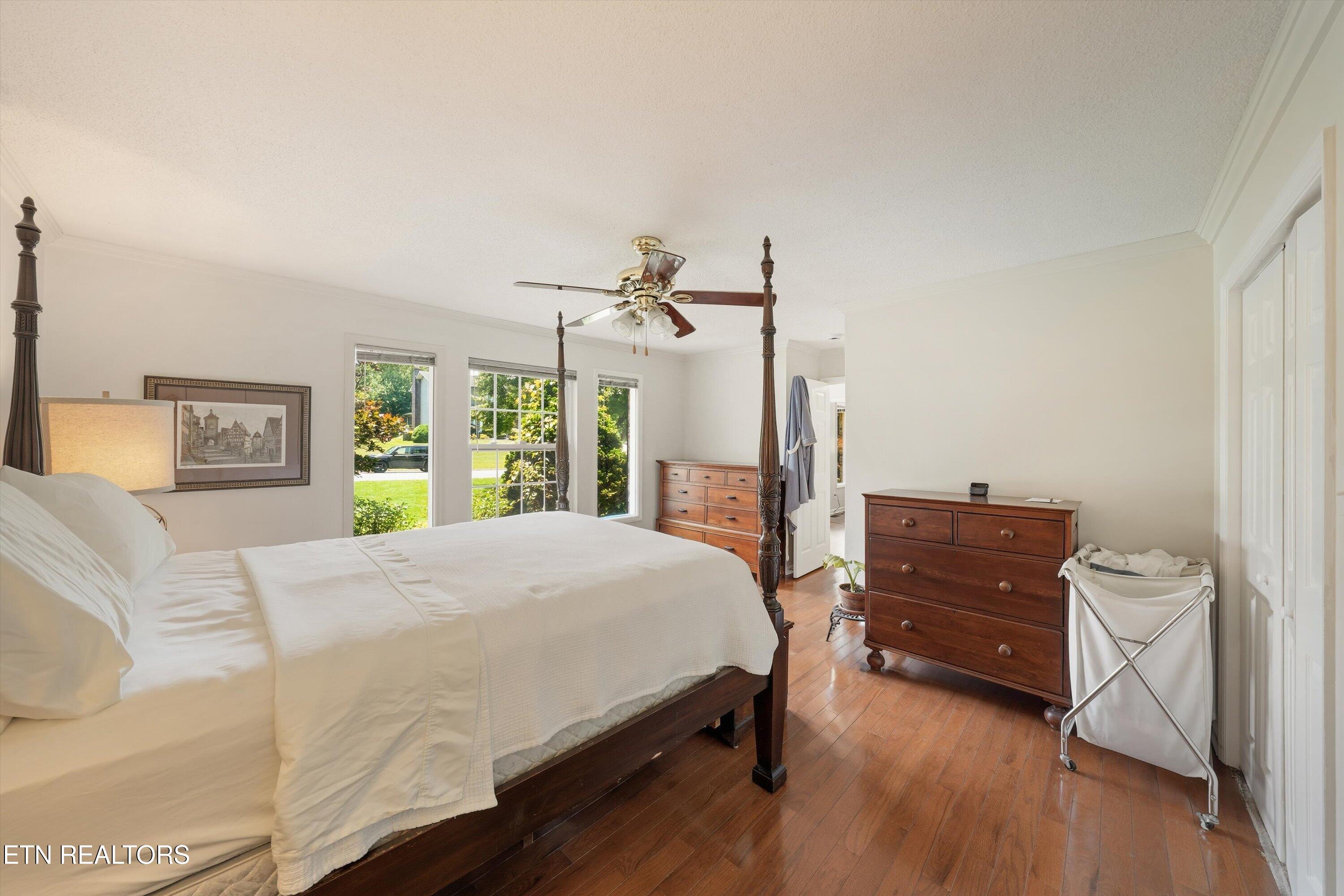 2345 Chesterfield Drive