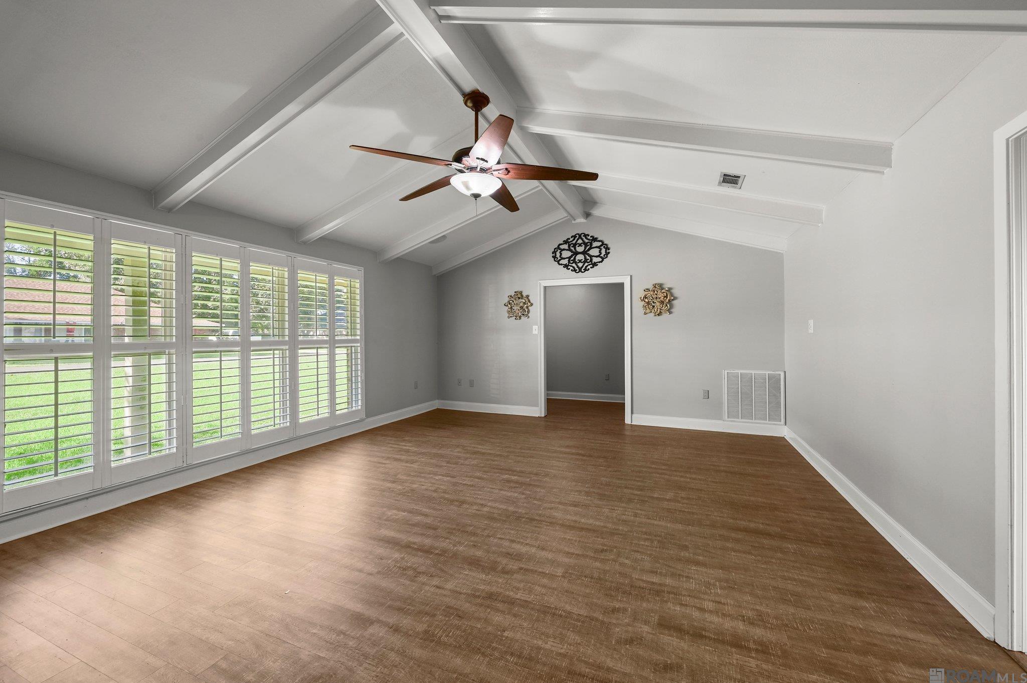 1750 Live Oak Dr