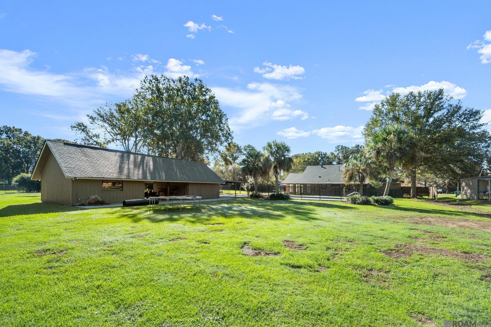 1750 Live Oak Dr
