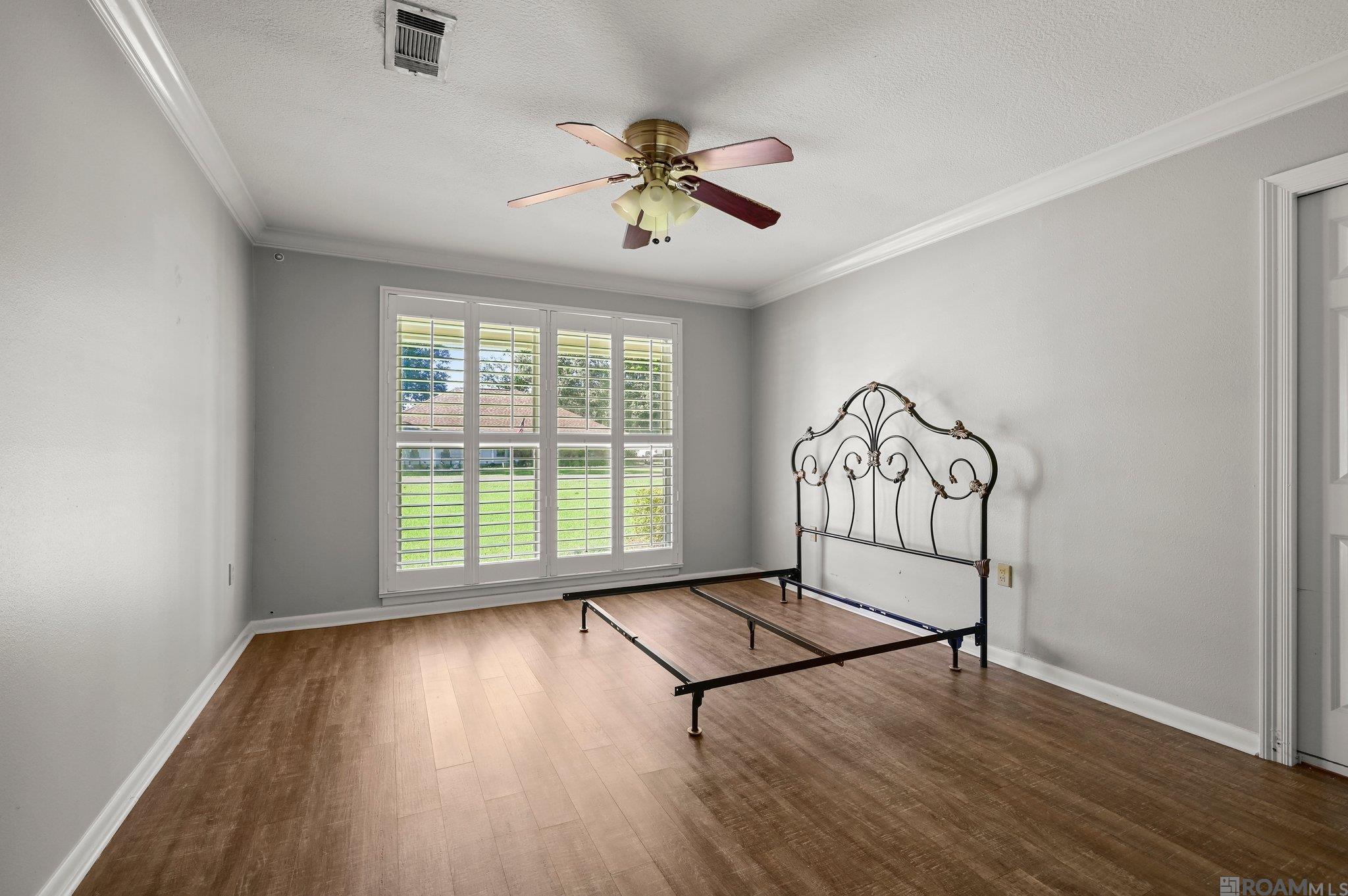 1750 Live Oak Dr