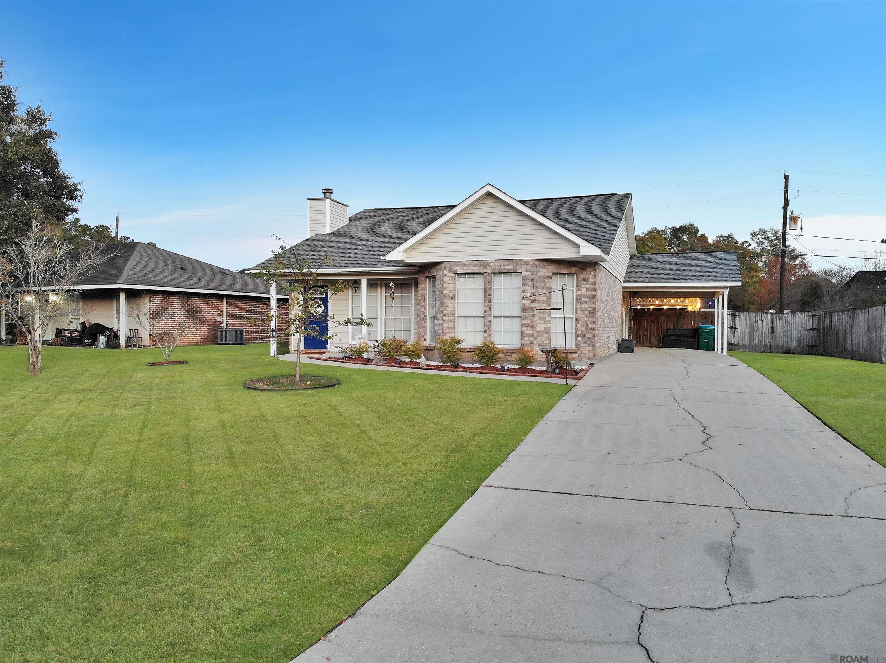 756 Lynn Dr