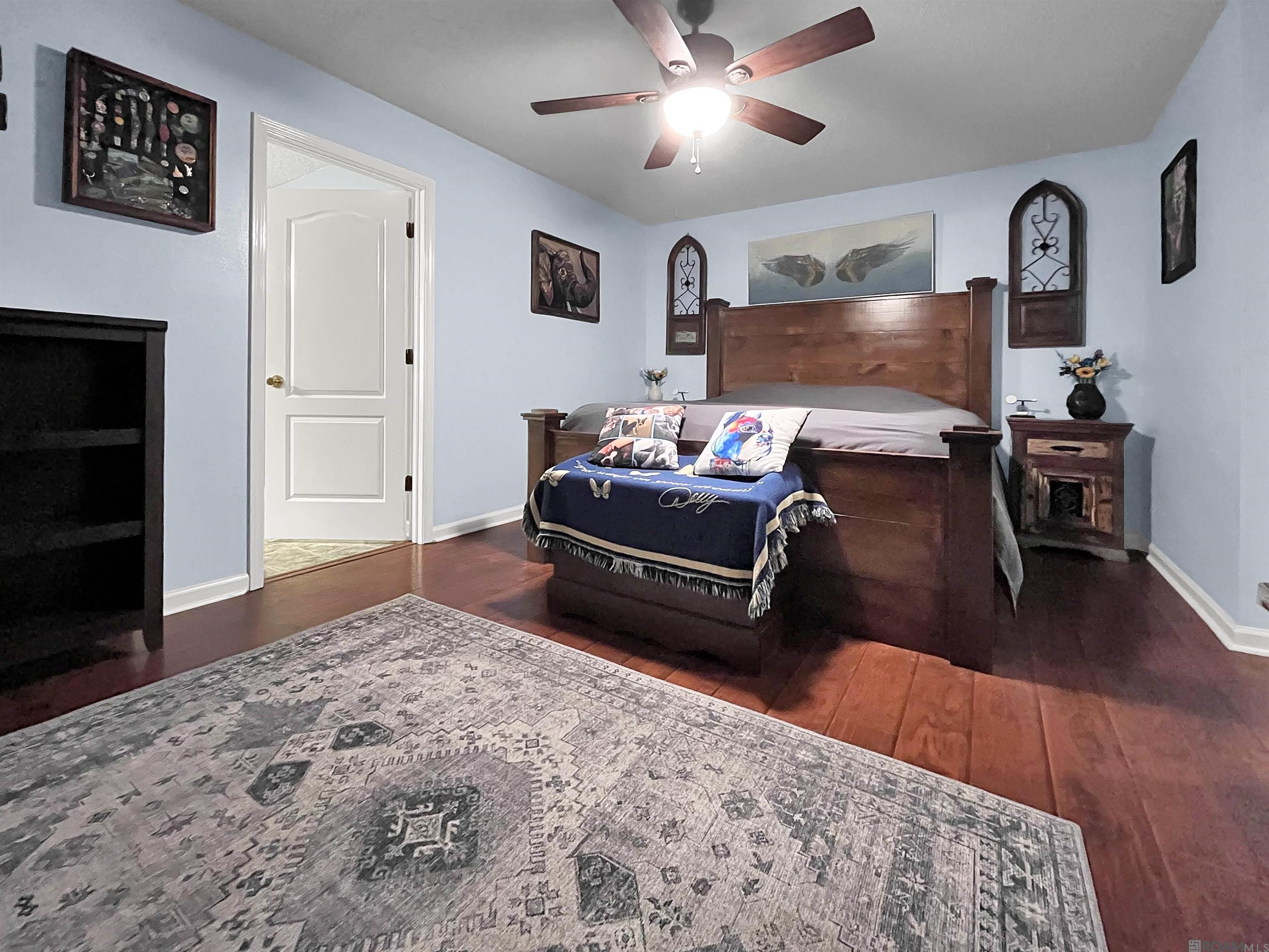 756 Lynn Dr