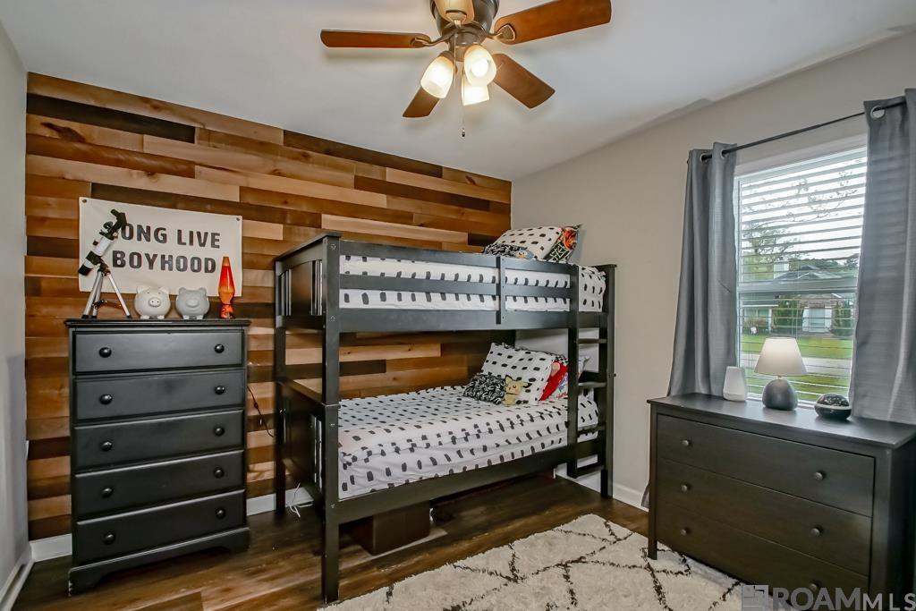 7287 Mosspoint Ln