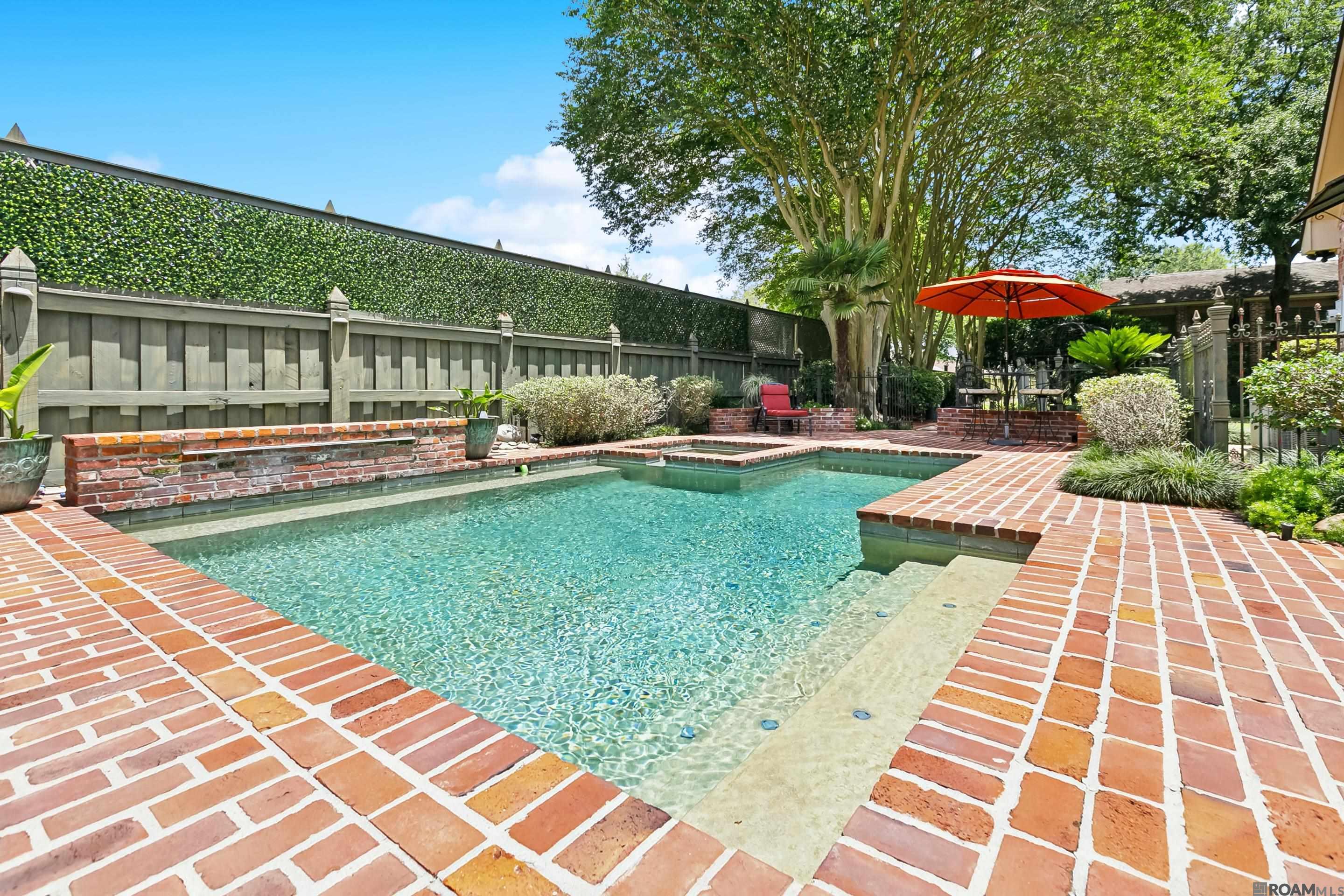 1906 Lansdown Drive