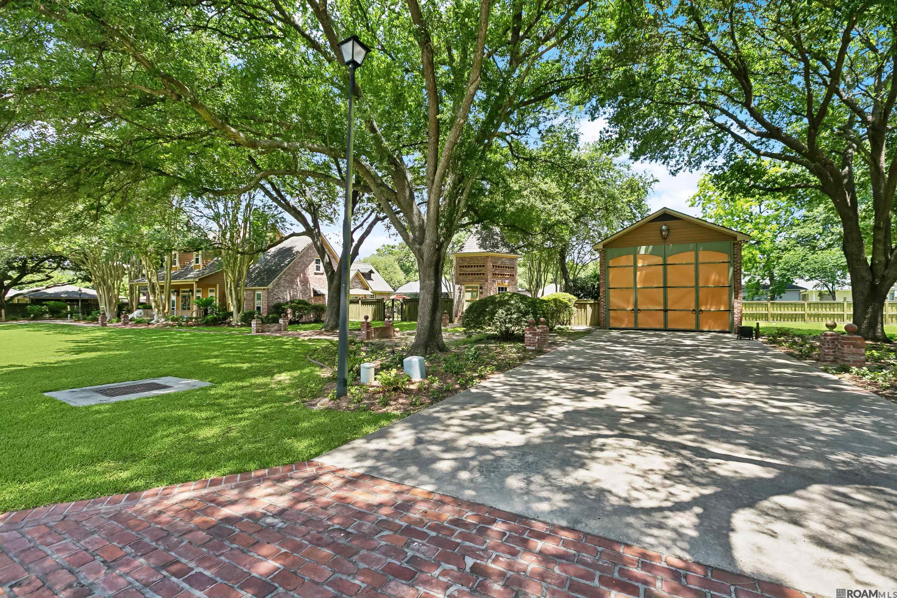 1906 Lansdown Drive
