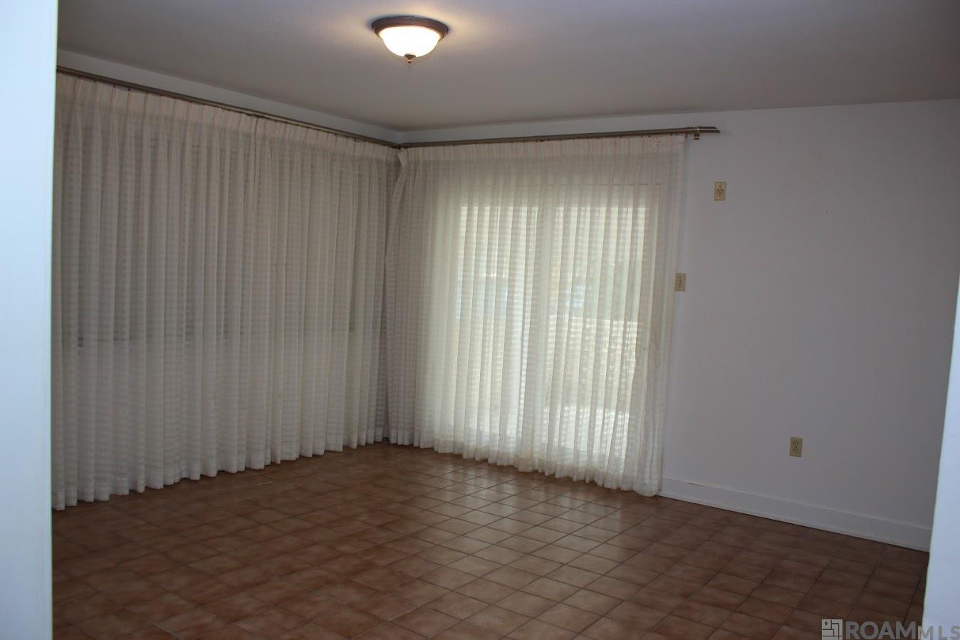 336 Seyburn Dr