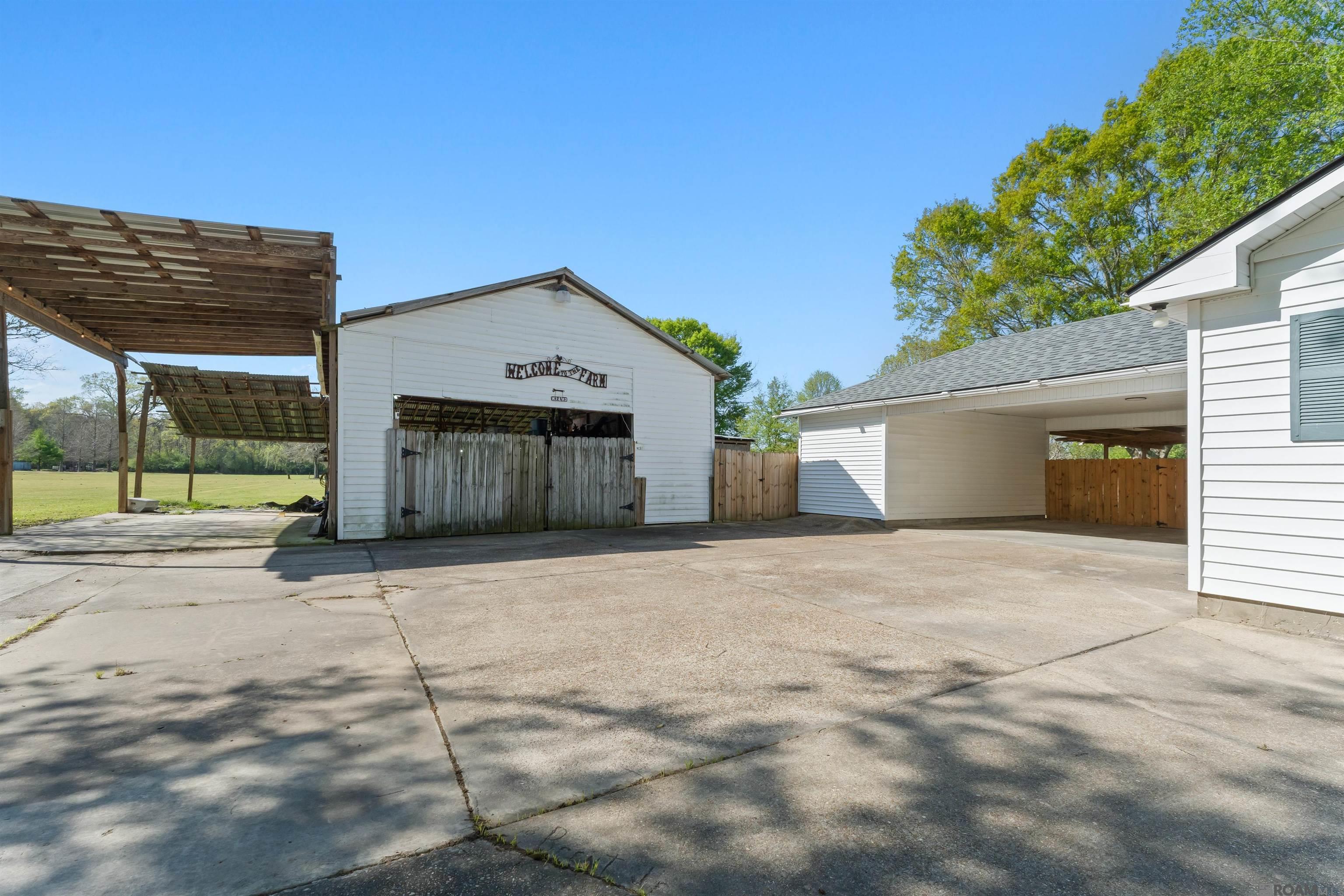 1333 Holly Dr