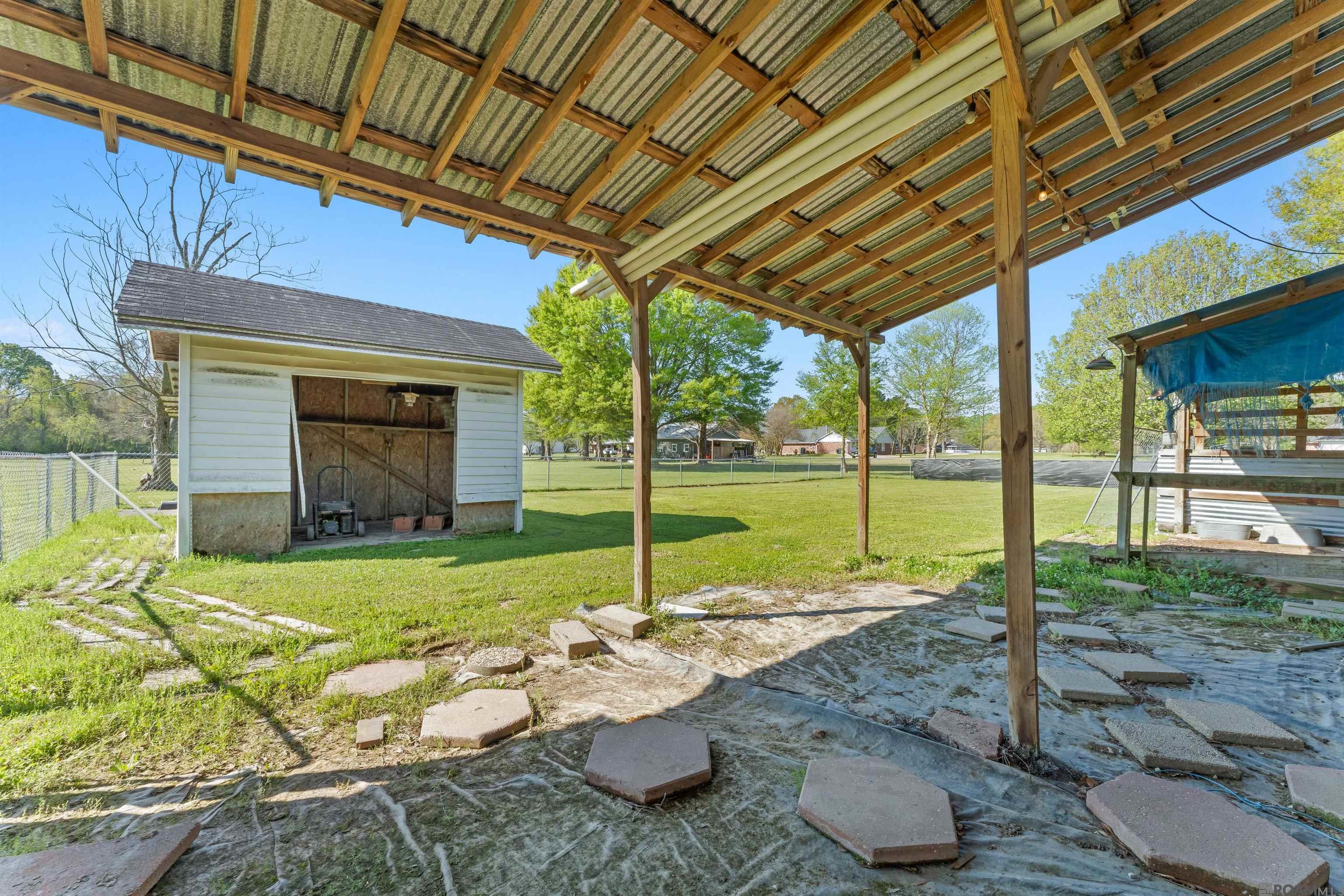 1333 Holly Dr