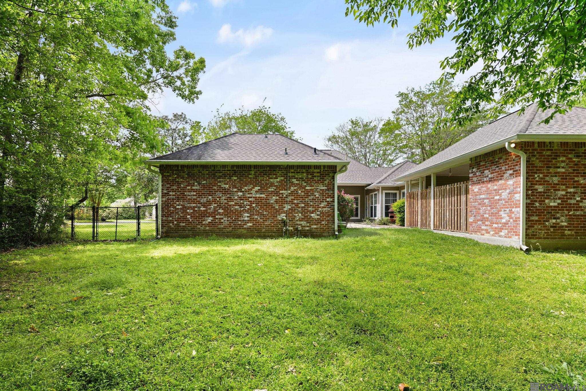 11231 Suncrest Ct