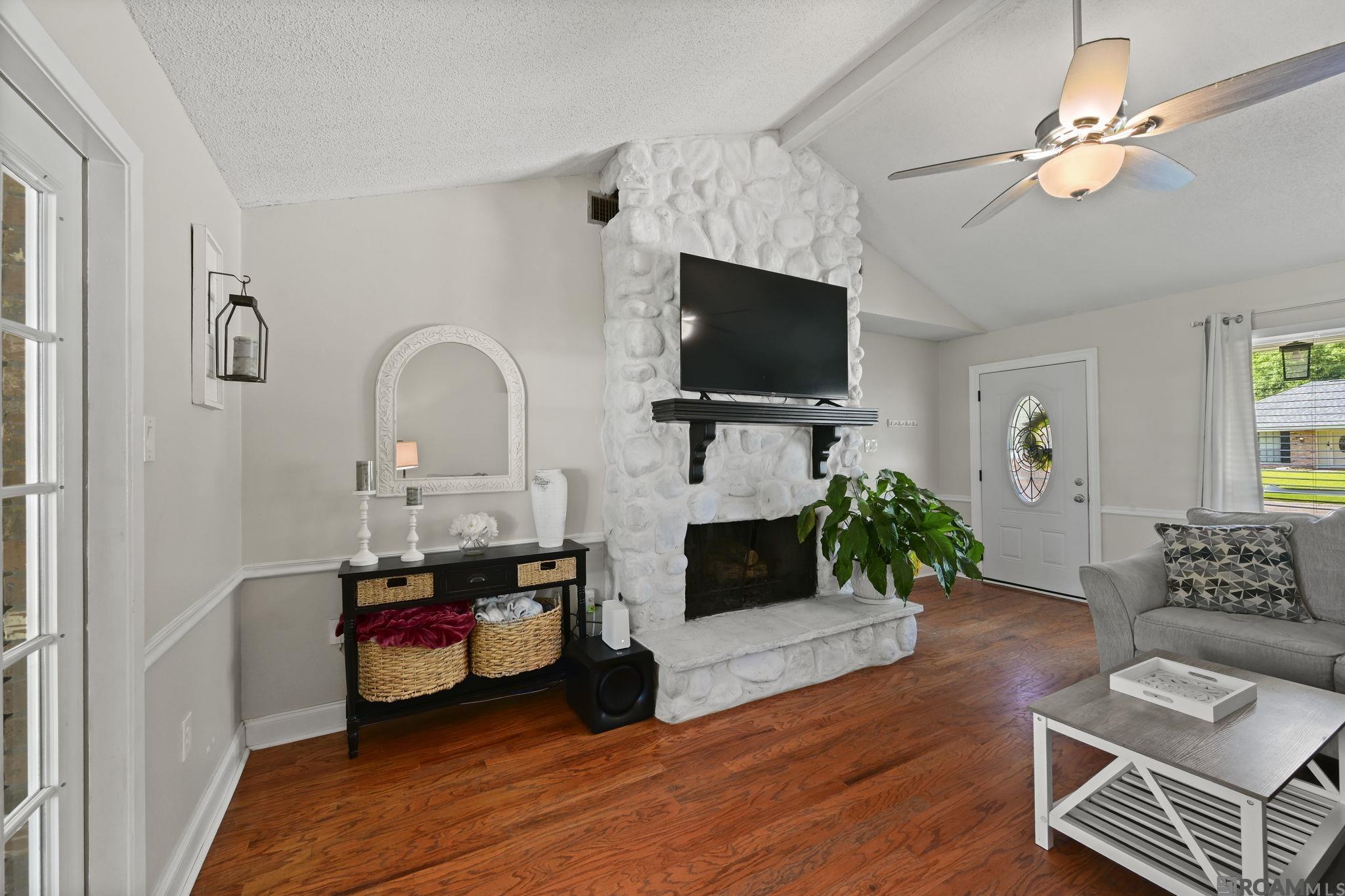 13902 Ouachita Ave