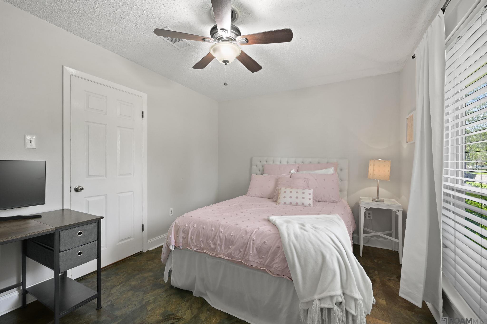 13902 Ouachita Ave