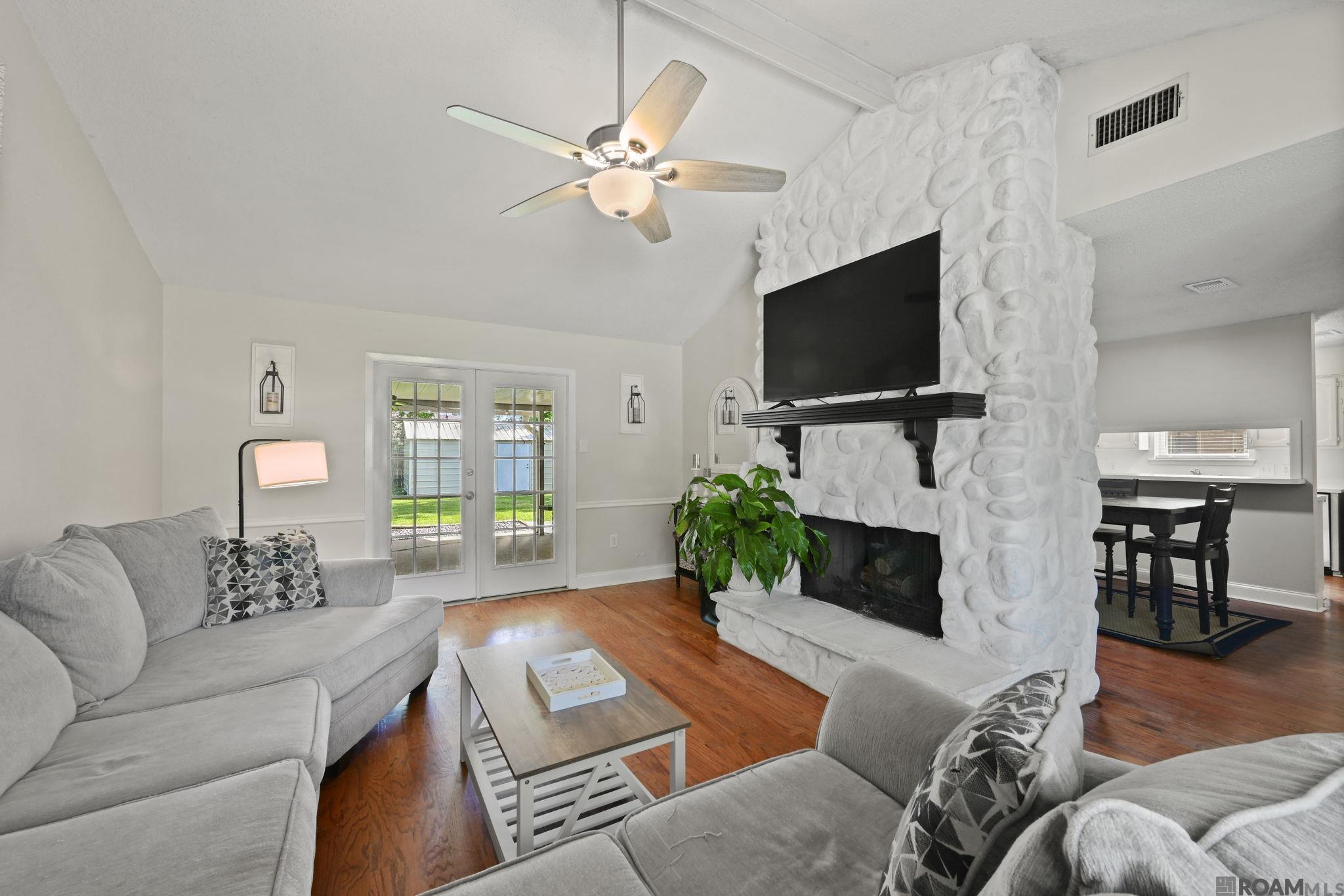 13902 Ouachita Ave