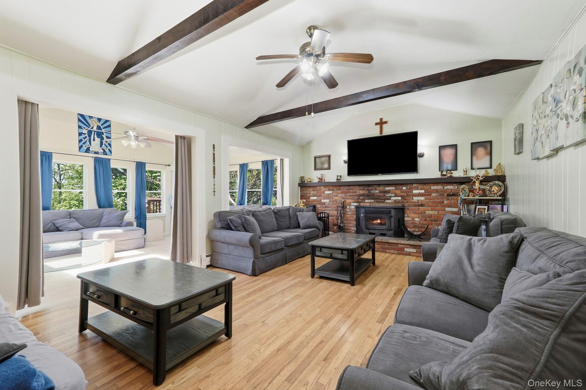 29 Hillview Drive
