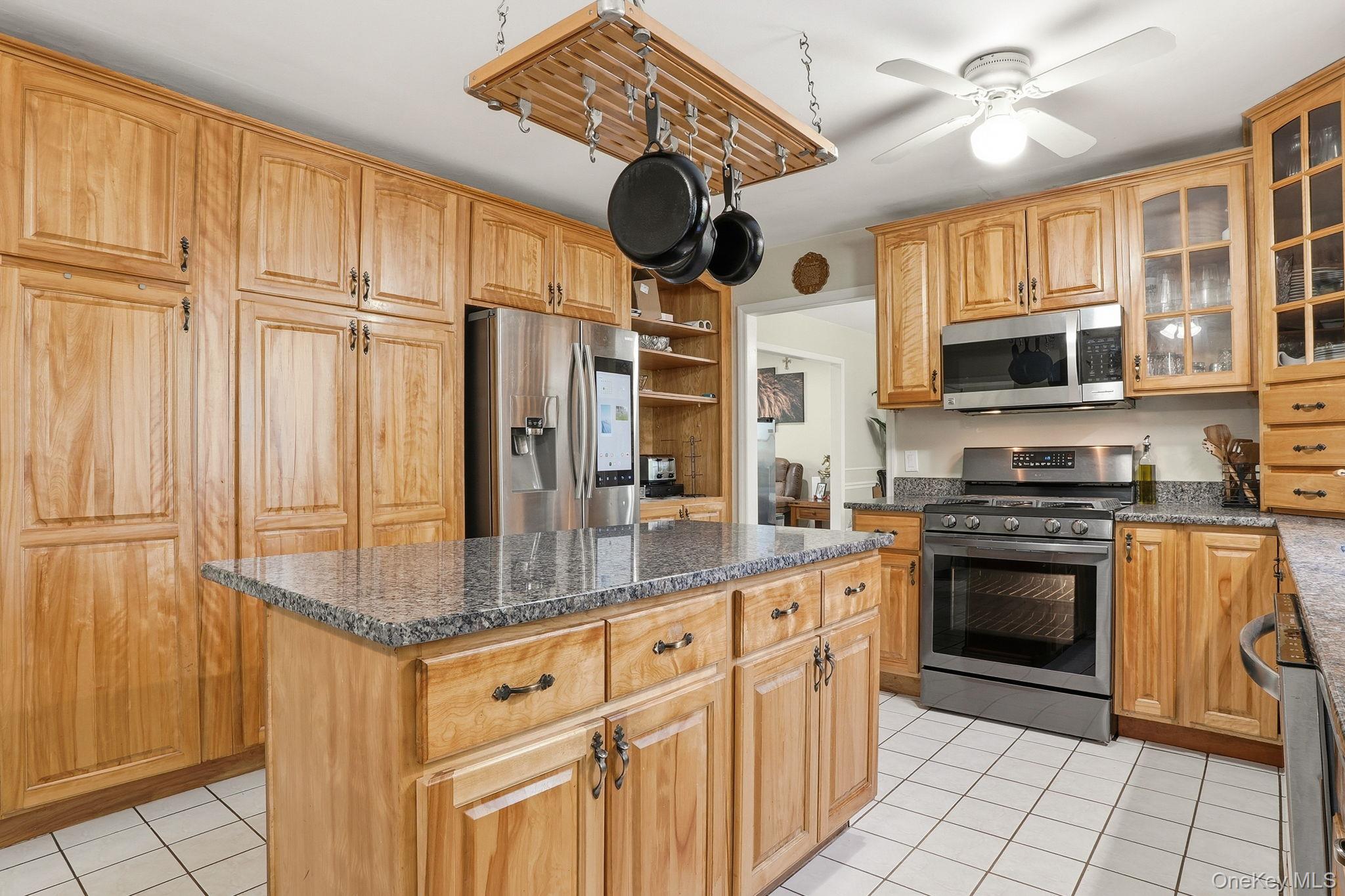 29 Hillview Drive