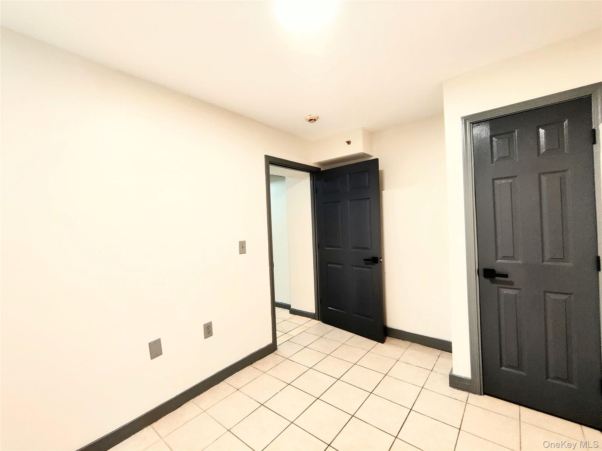 219 MILL Street Unit: 4