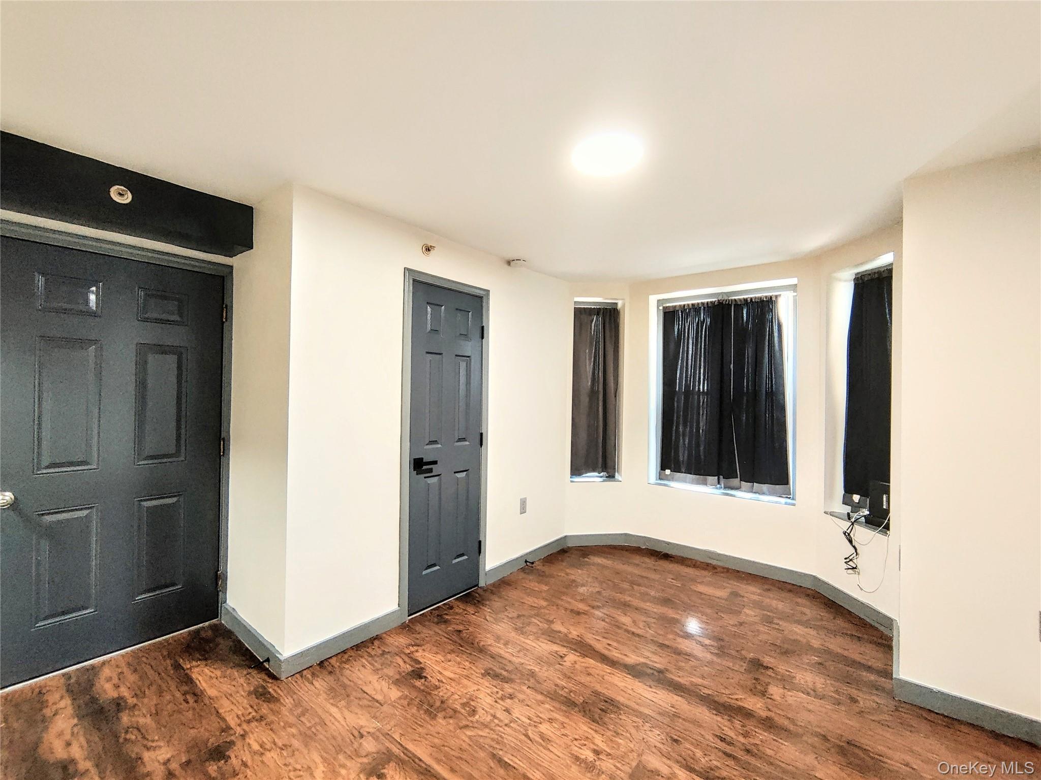 219 MILL Street Unit: 4