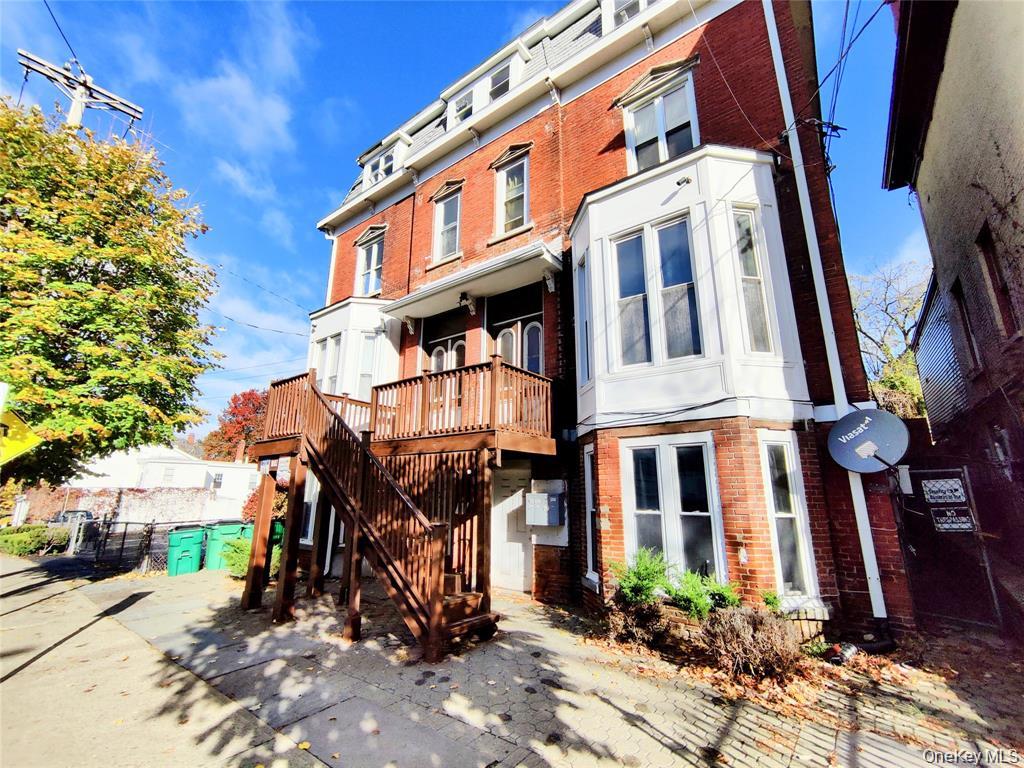 219 MILL Street Unit: 4