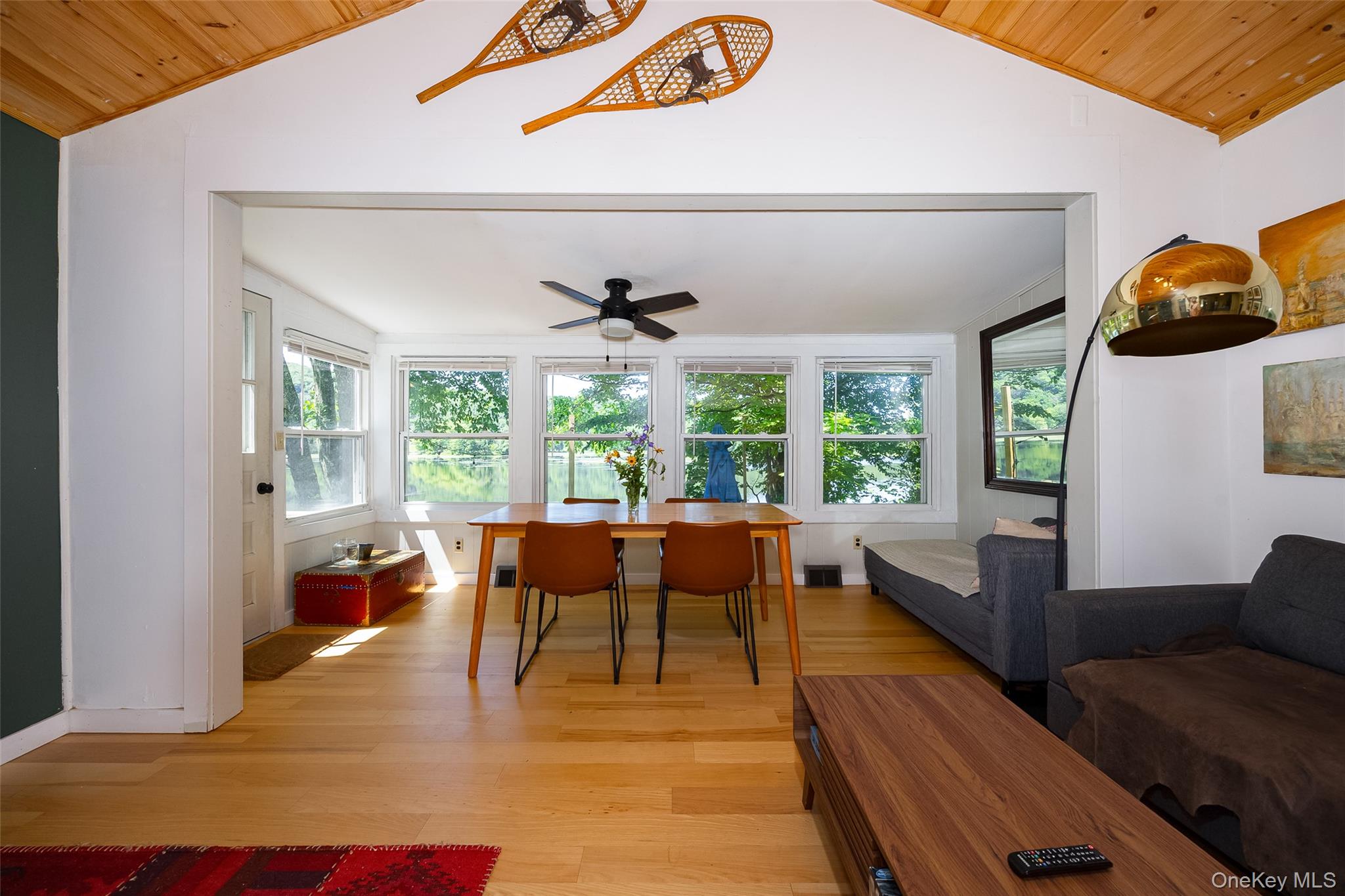 31 Lake Shore Drive